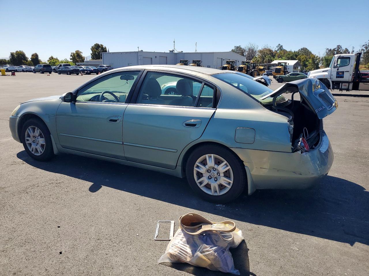 2005 Nissan Altima 2.5 Green vin: 1N4AL11D45N466260