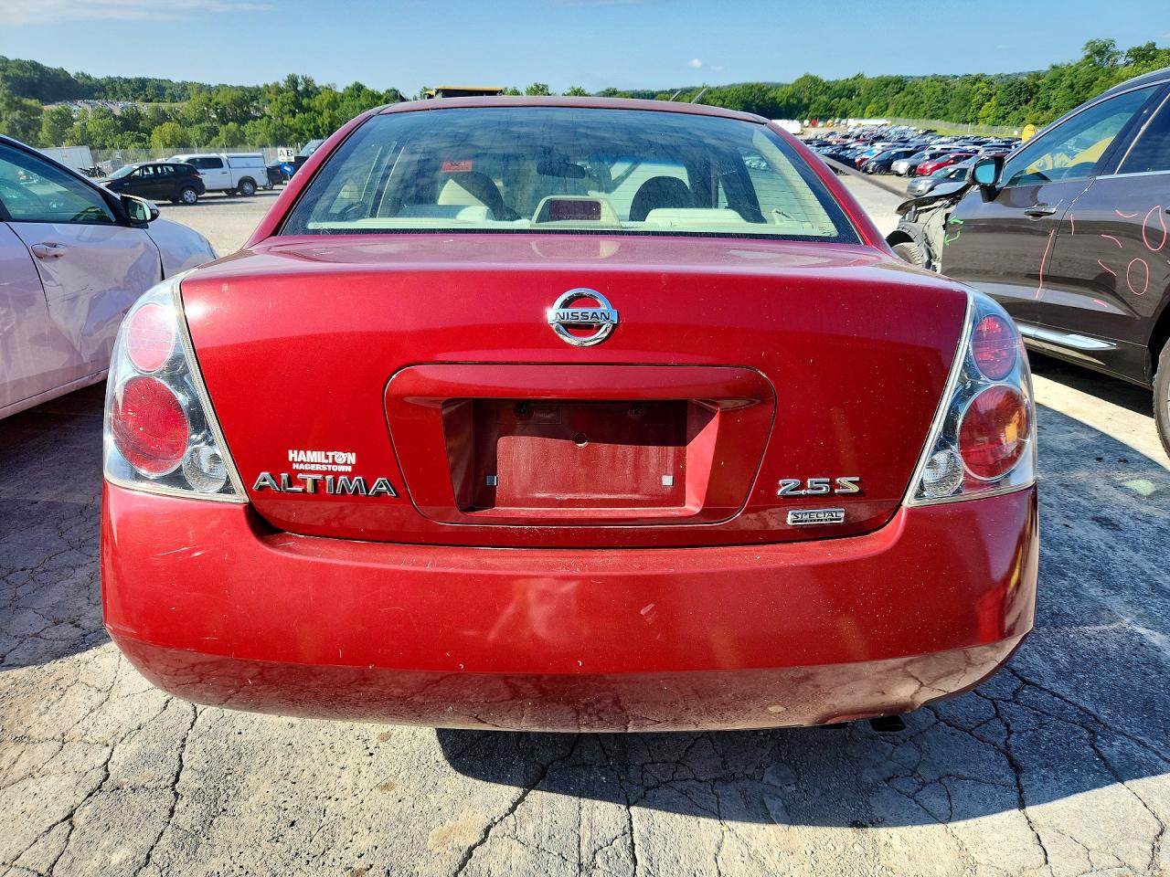 2006 Nissan Altima 2.5 Red vin: 1N4AL11D46C108136