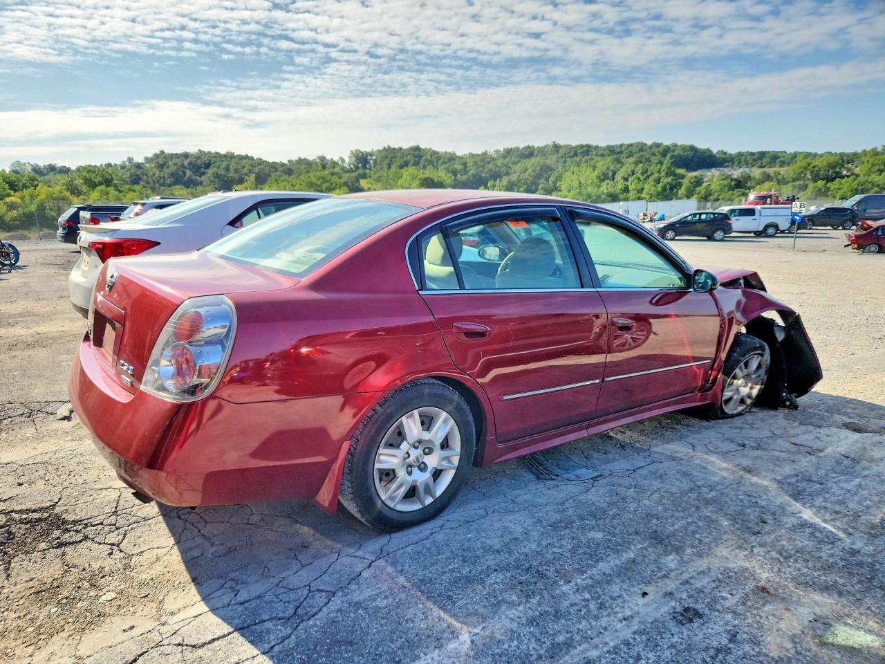 2006 Nissan Altima 2.5 Red vin: 1N4AL11D46C108136