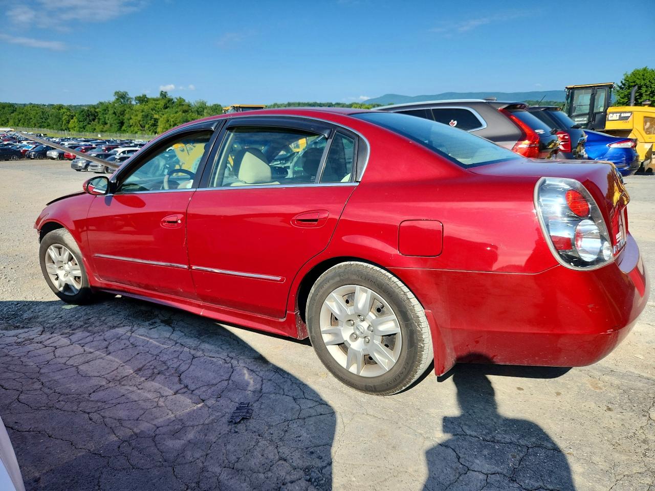 2006 Nissan Altima 2.5 Red vin: 1N4AL11D46C108136