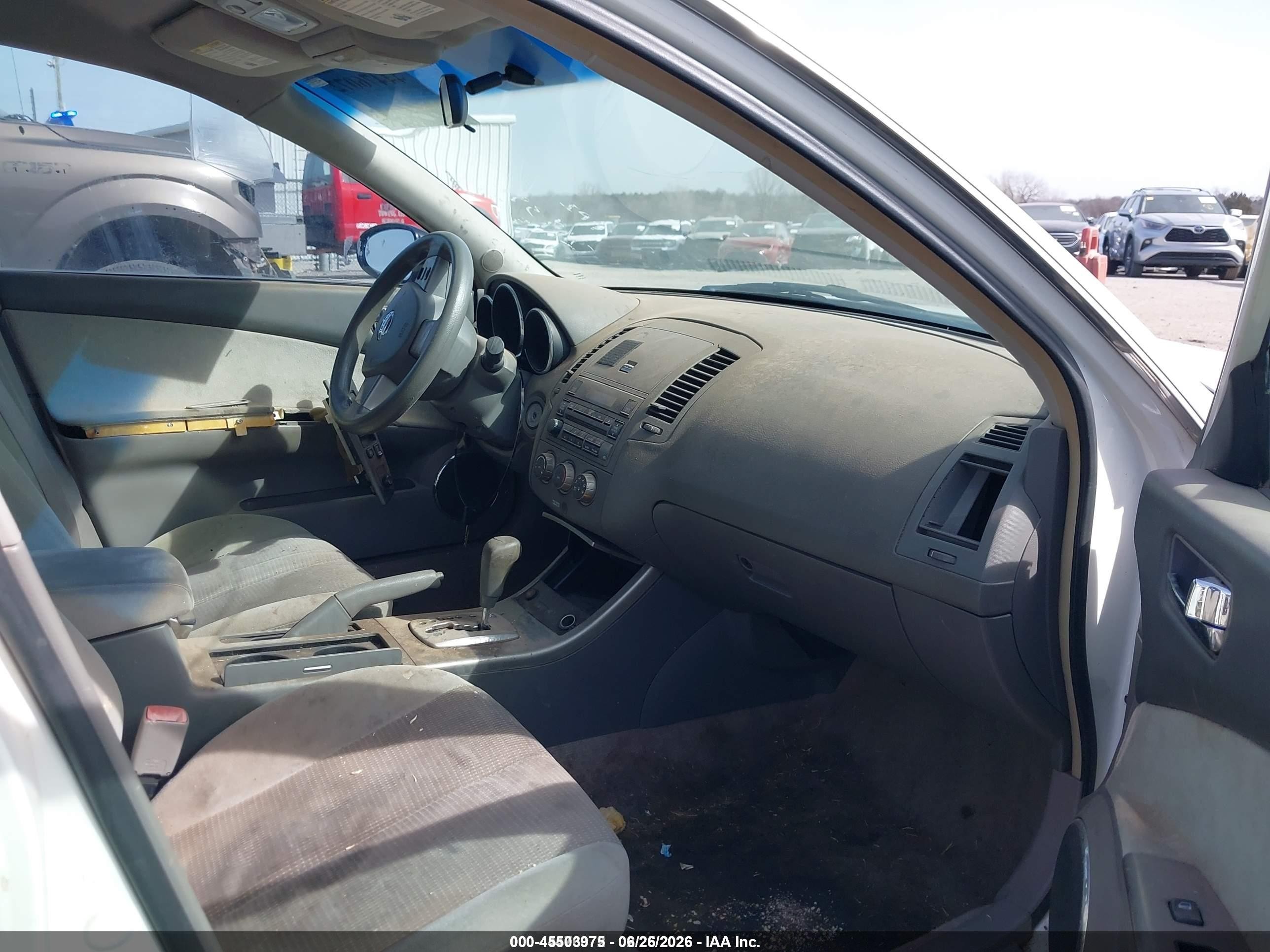 2006 Nissan Altima 2.5 S White vin: 1N4AL11D46C219396