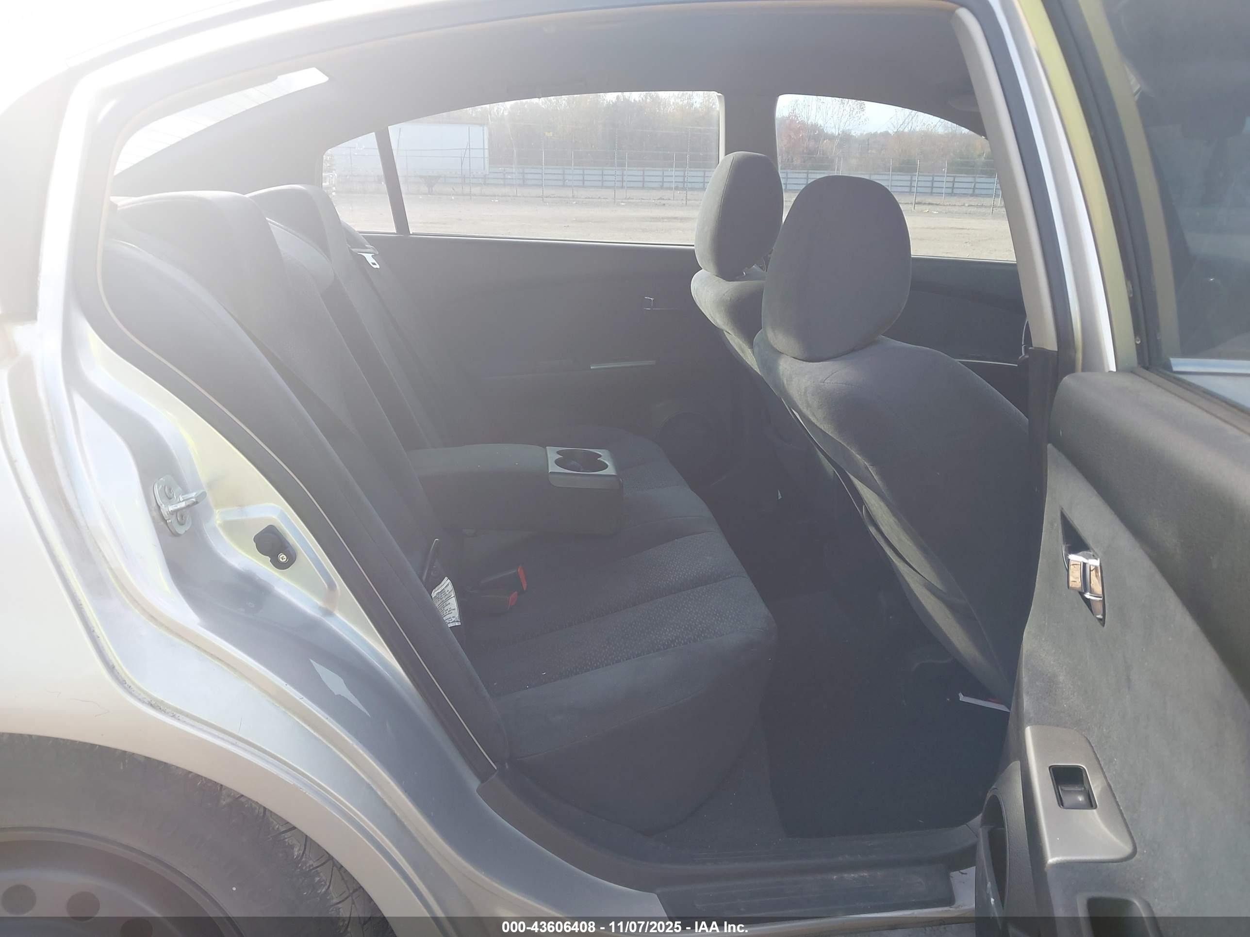 2006 Nissan Altima 2.5 S Silver vin: 1N4AL11D46N335329