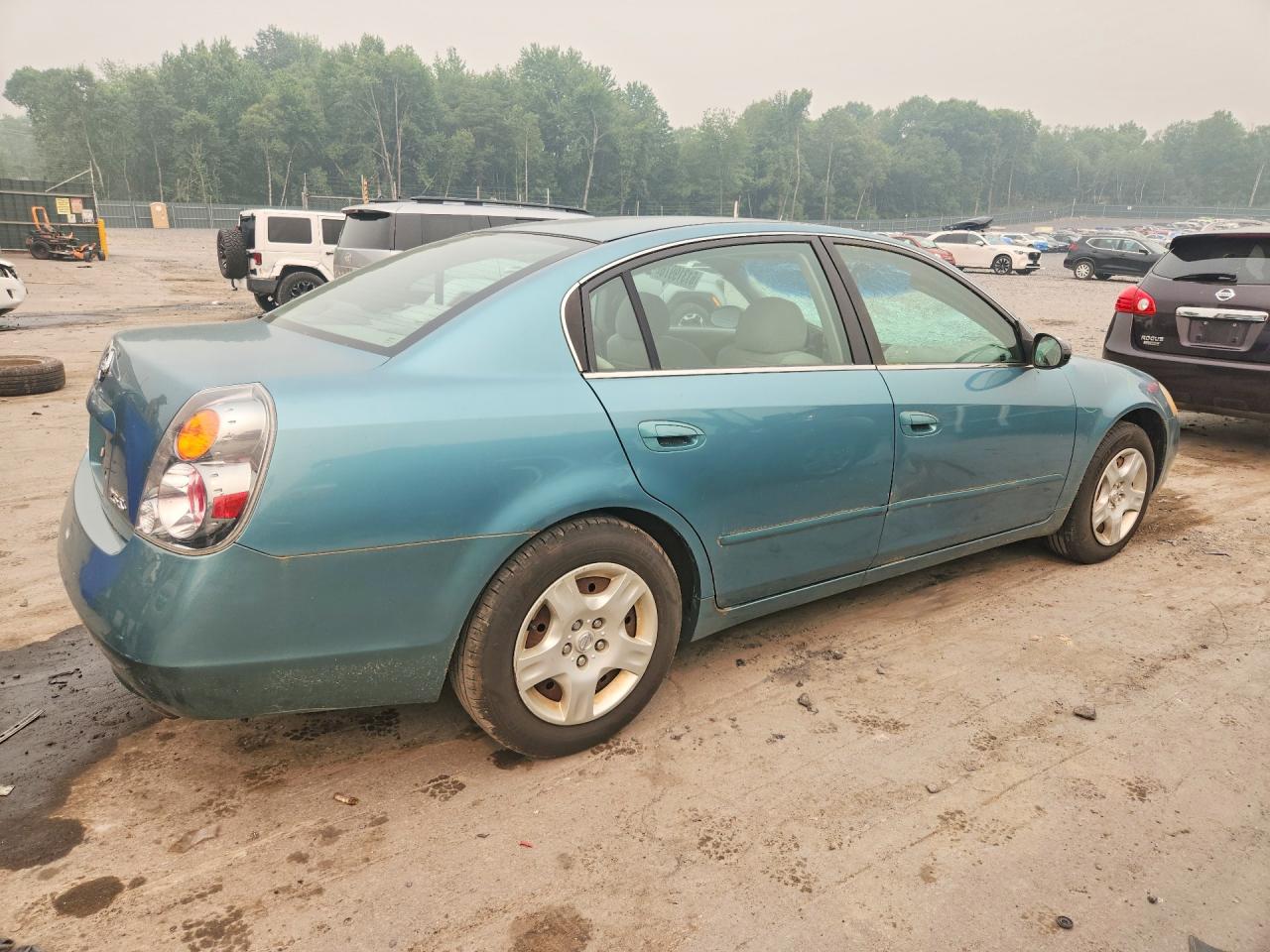 2002 Nissan Altima 2.5 Turquoise vin: 1N4AL11D52C702342