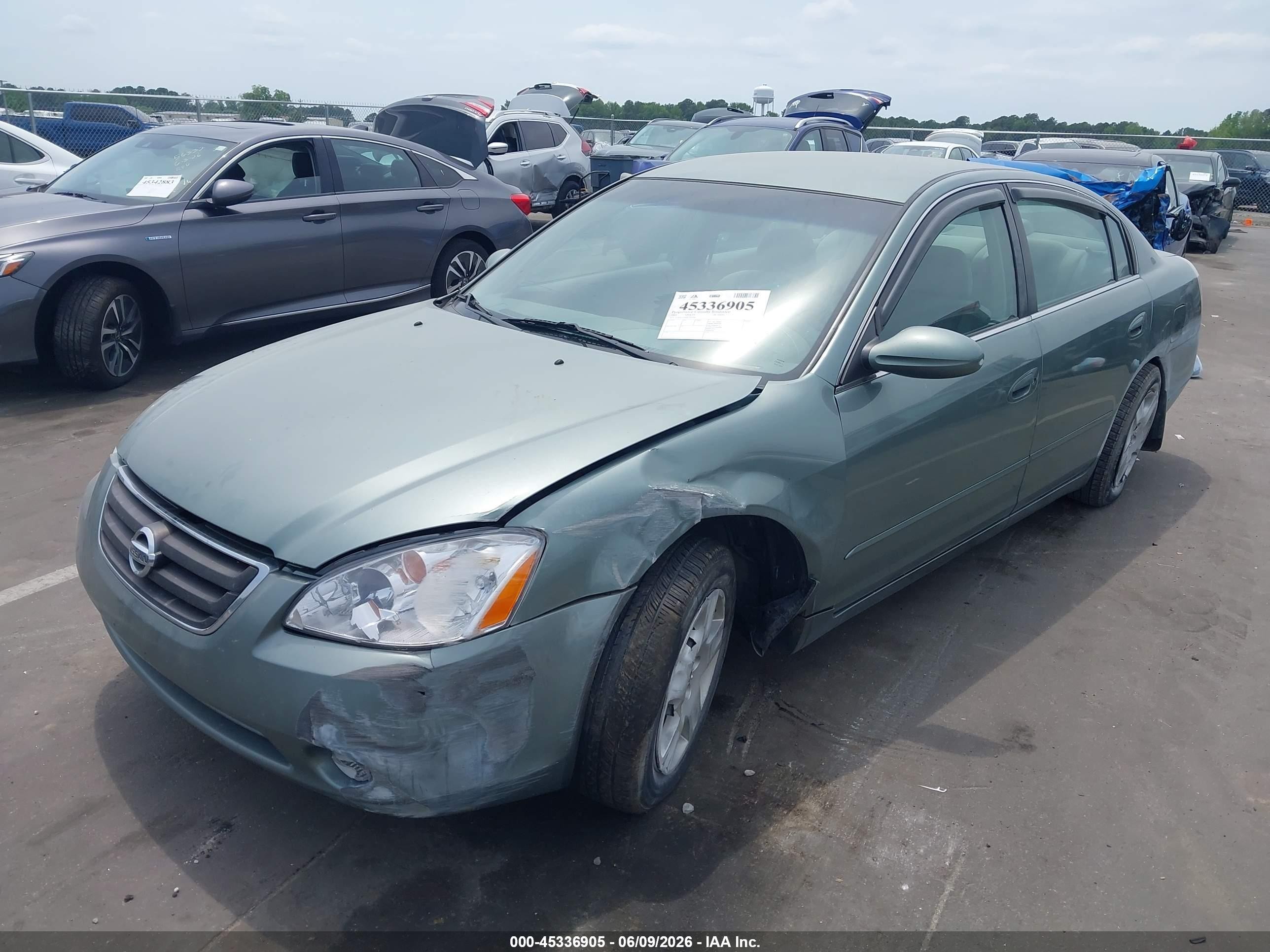 2002 Nissan Altima 2.5 S Teal vin: 1N4AL11D52C703930