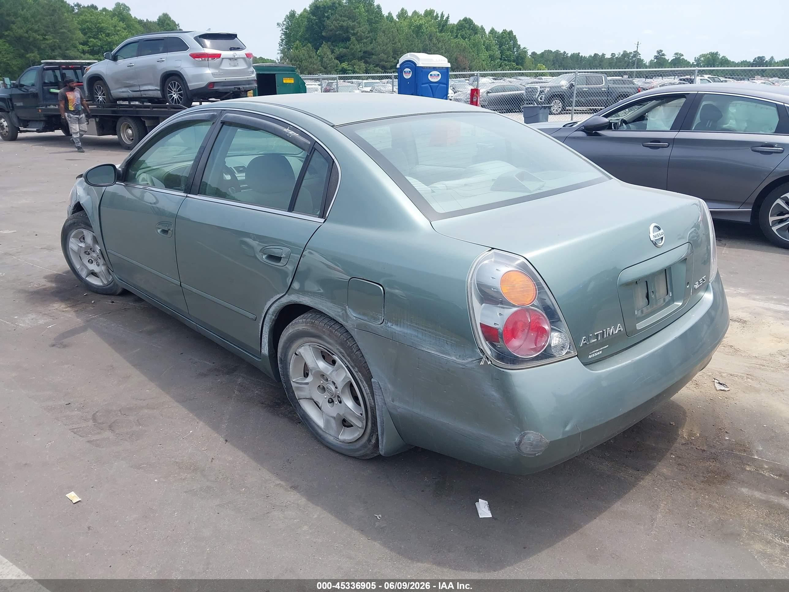 2002 Nissan Altima 2.5 S Teal vin: 1N4AL11D52C703930