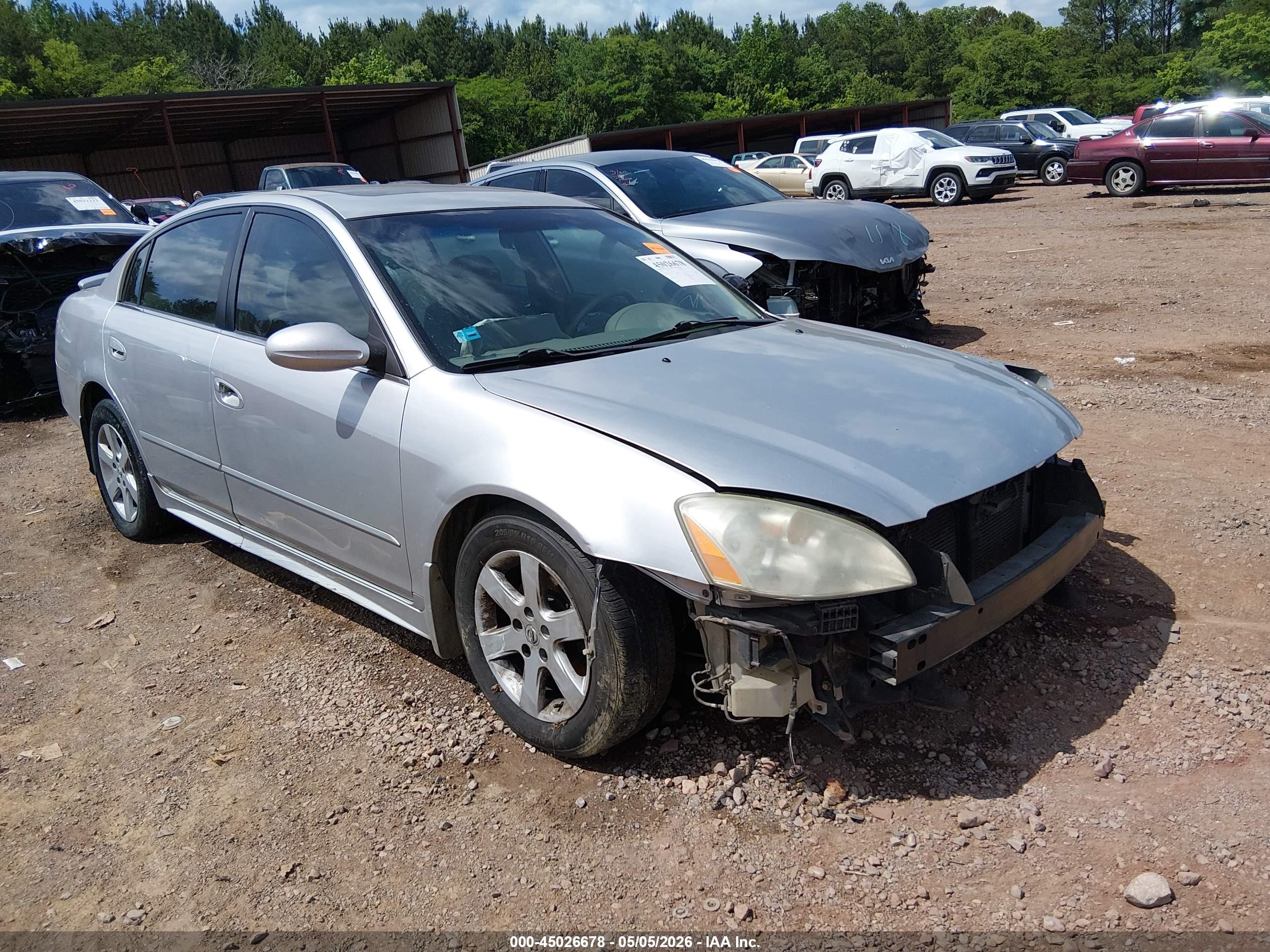 2003 Nissan Altima 2.5 S Silver vin: 1N4AL11D53C256338