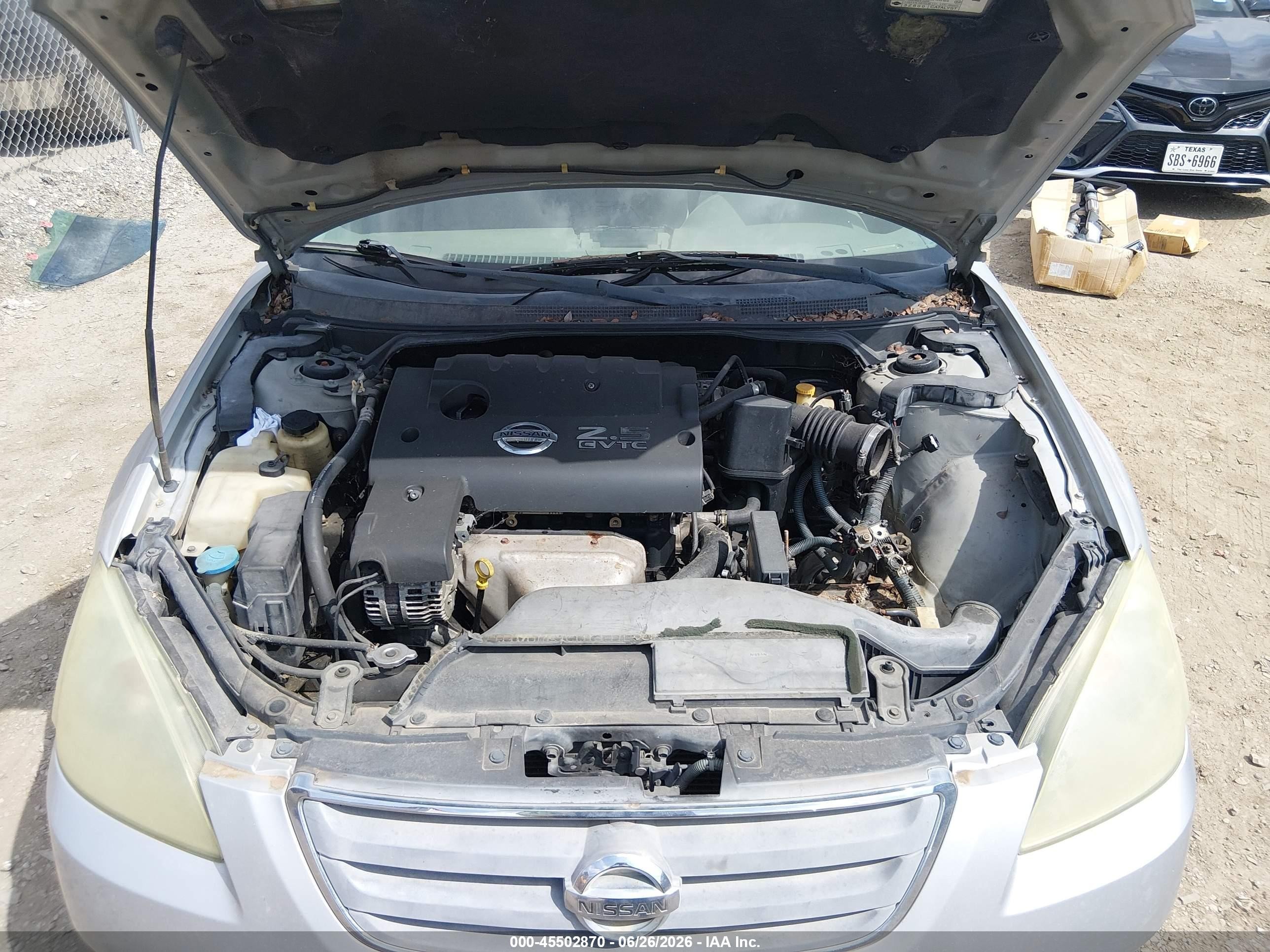 2004 Nissan Altima 2.5 S Silver vin: 1N4AL11D54C182503