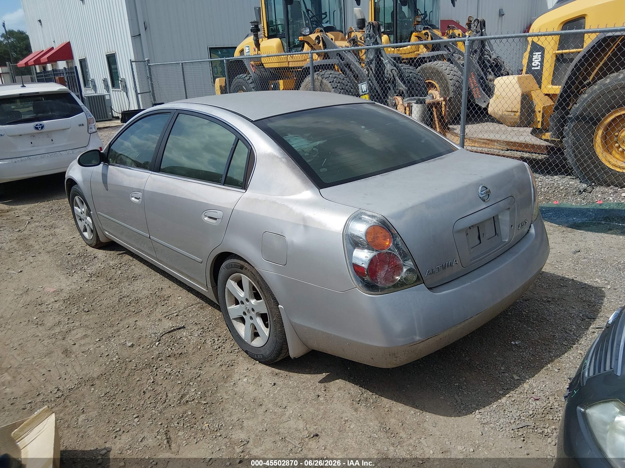 2004 Nissan Altima 2.5 S Silver vin: 1N4AL11D54C182503