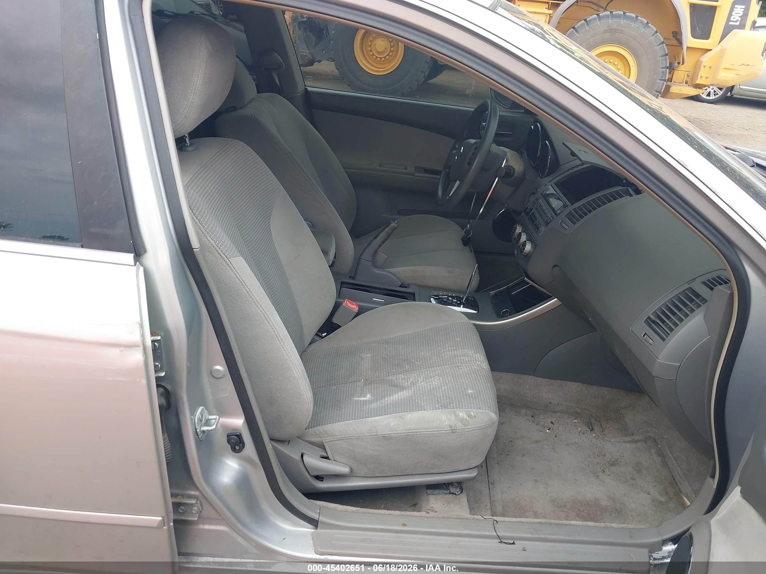 2005 Nissan Altima 2.5 S Silver vin: 1N4AL11D55N467045