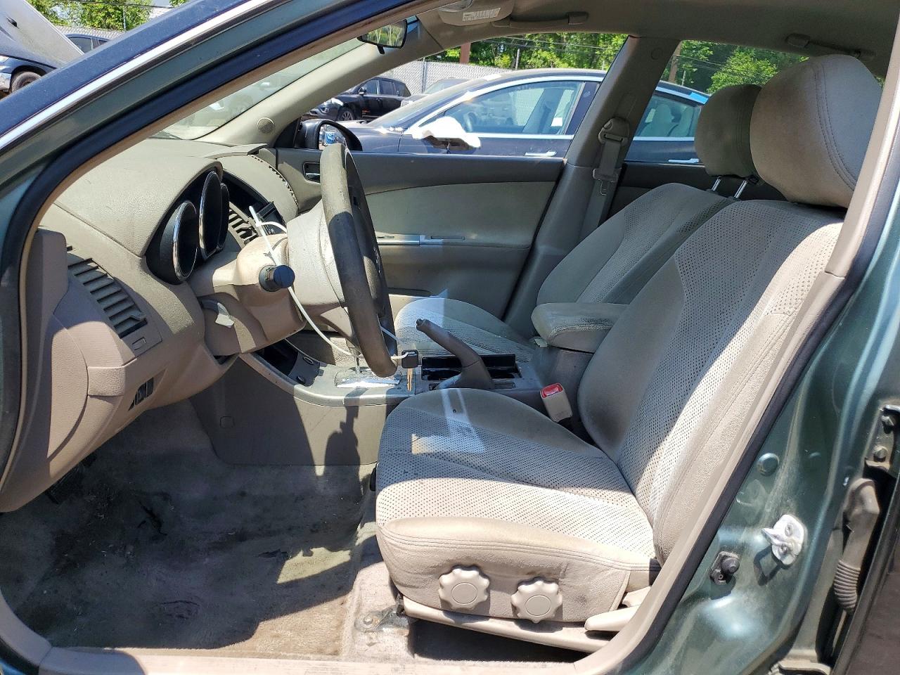 2005 Nissan Altima 2.5 Black vin: 1N4AL11D55N467692