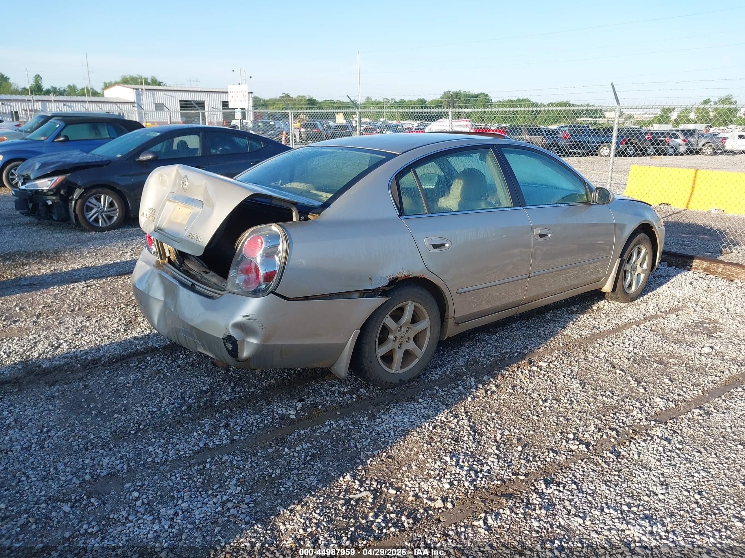 2006 Nissan Altima 2.5 S Champagne vin: 1N4AL11D56N366203