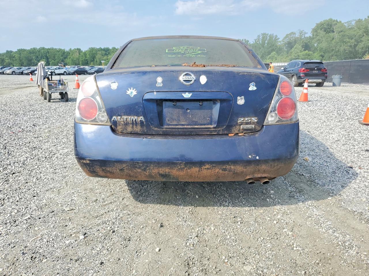 2006 Nissan Altima 2.5 Blue vin: 1N4AL11D56N458198