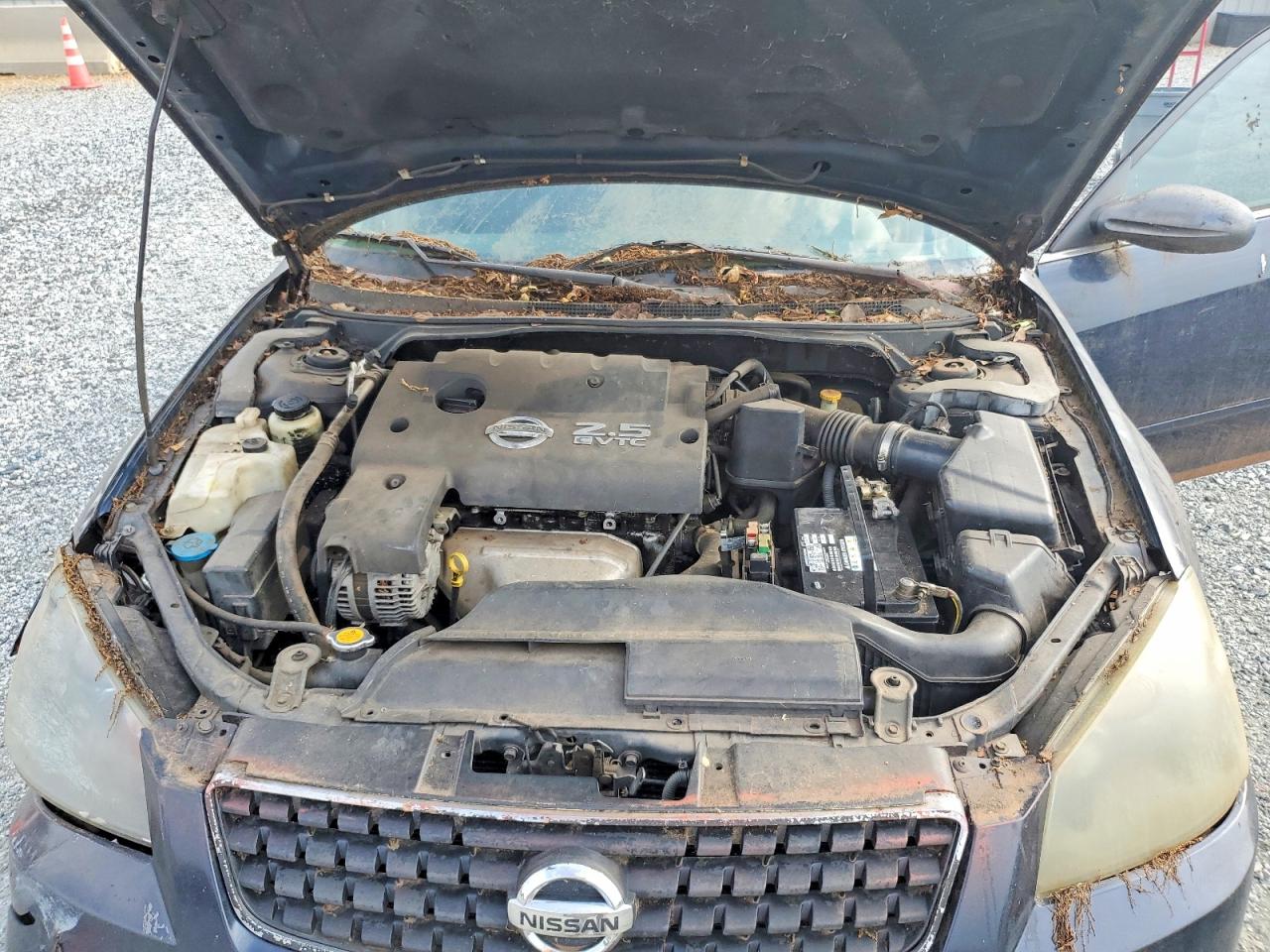 2006 Nissan Altima 2.5 Blue vin: 1N4AL11D56N458198