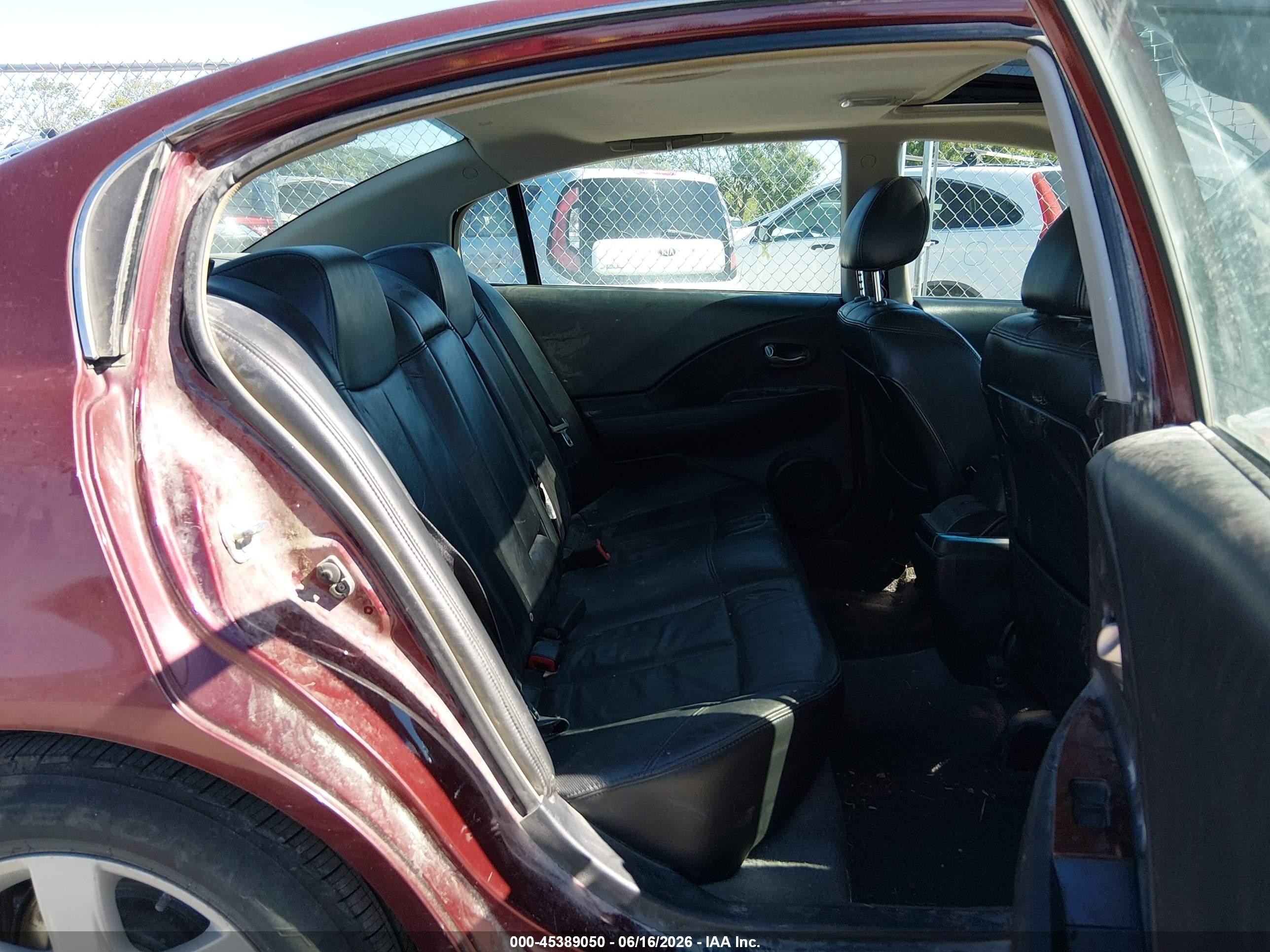 2002 Nissan Altima 2.5 Sl Maroon vin: 1N4AL11D62C161835