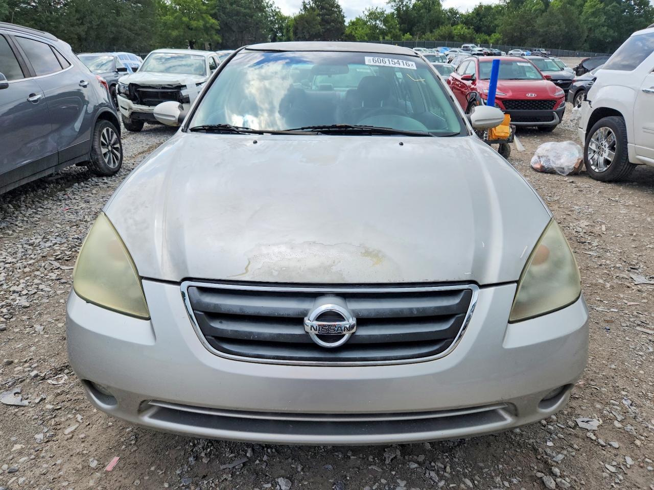 2003 Nissan Altima Base/s/sl Серебряный vin: 1N4AL11D63C331144