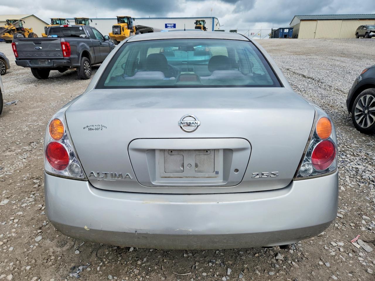 2003 Nissan Altima Base/s/sl Серебряный vin: 1N4AL11D63C331144