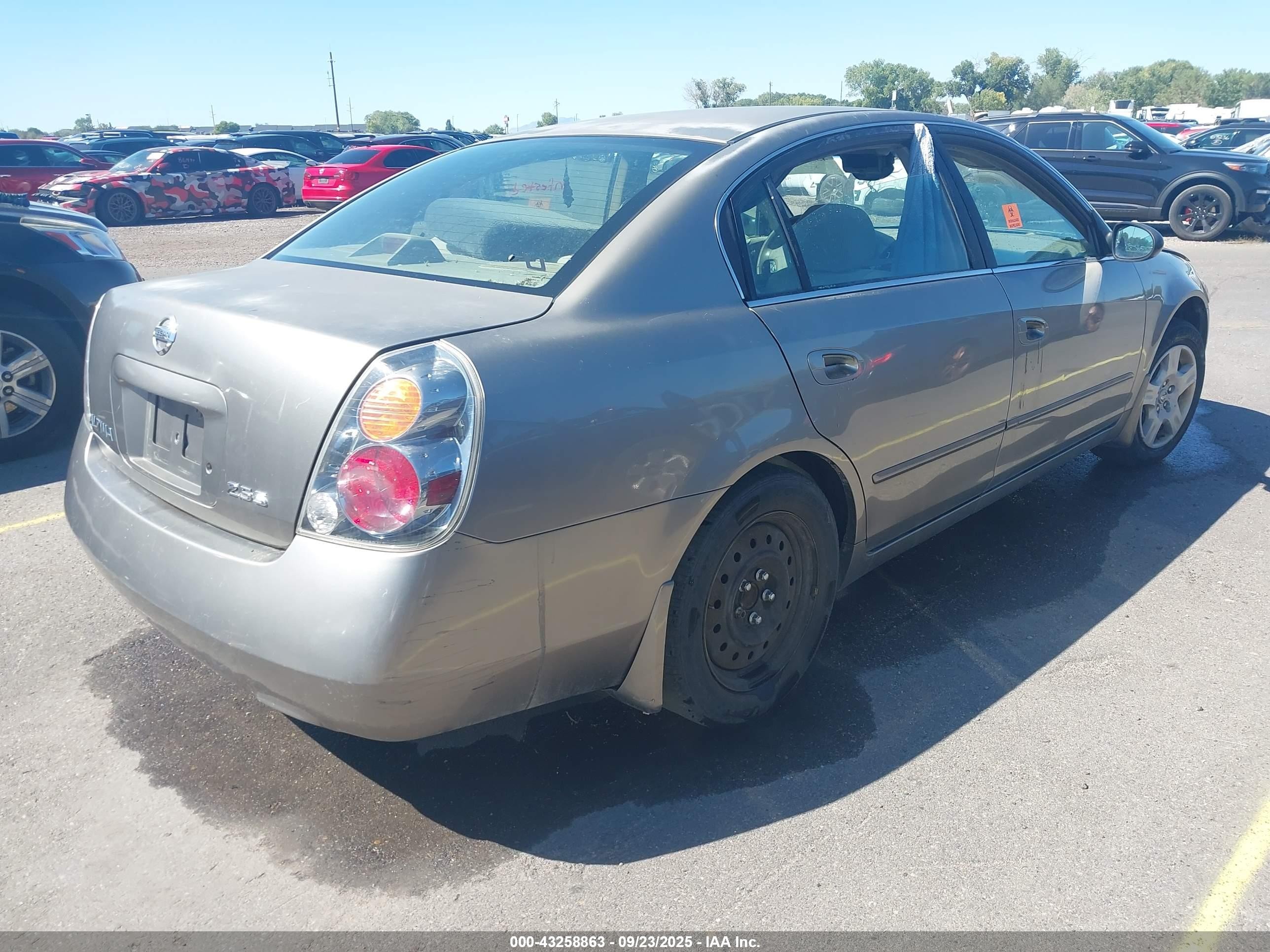 2003 Nissan Altima 2.5 S Gray vin: 1N4AL11D63C342404