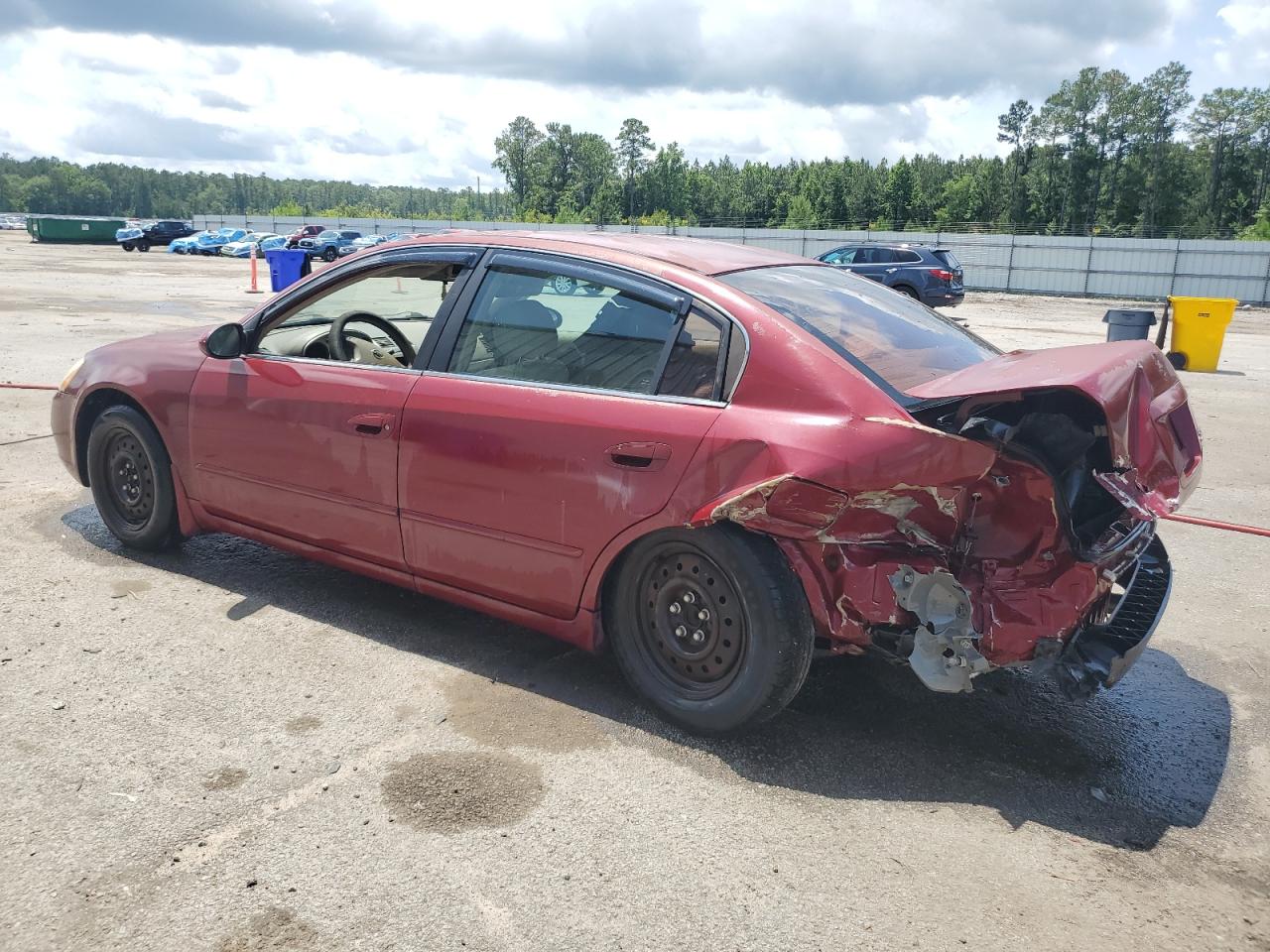 2003 Nissan Altima Base Burgundy vin: 1N4AL11D63C352592