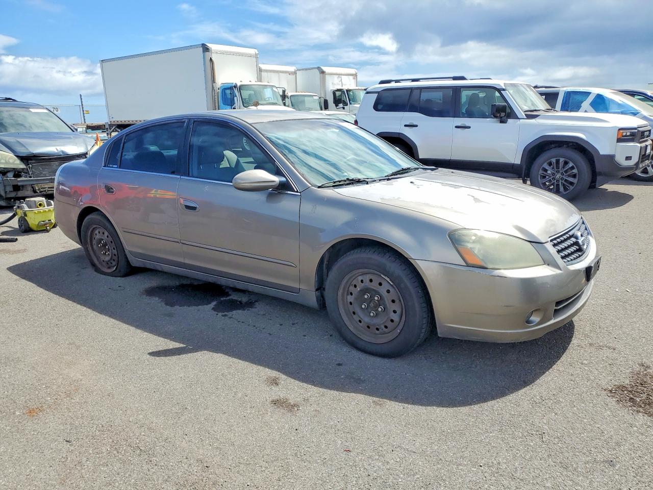 2005 Nissan Altima 2.5 Brown vin: 1N4AL11D65C197271