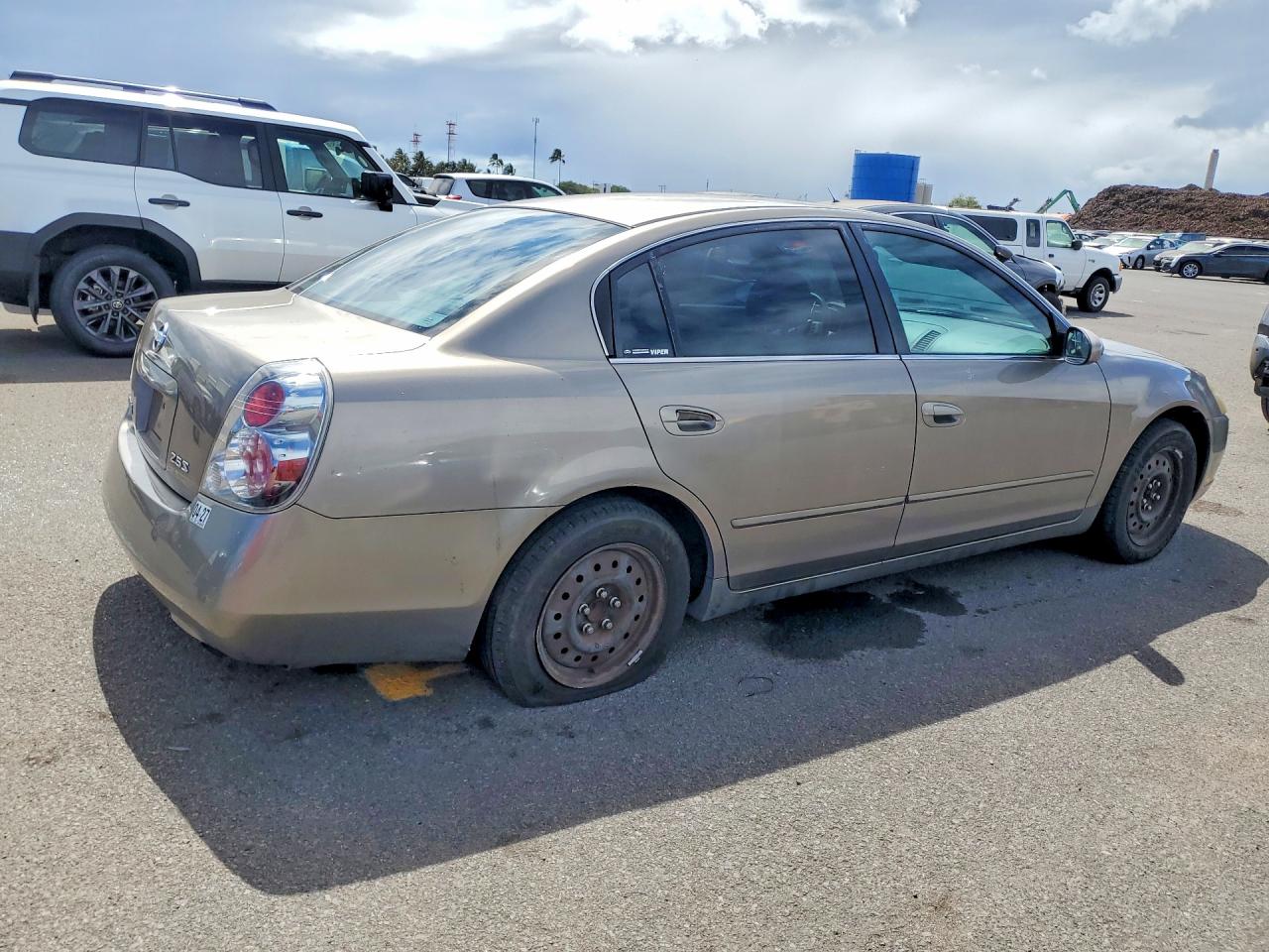 2005 Nissan Altima 2.5 Brown vin: 1N4AL11D65C197271