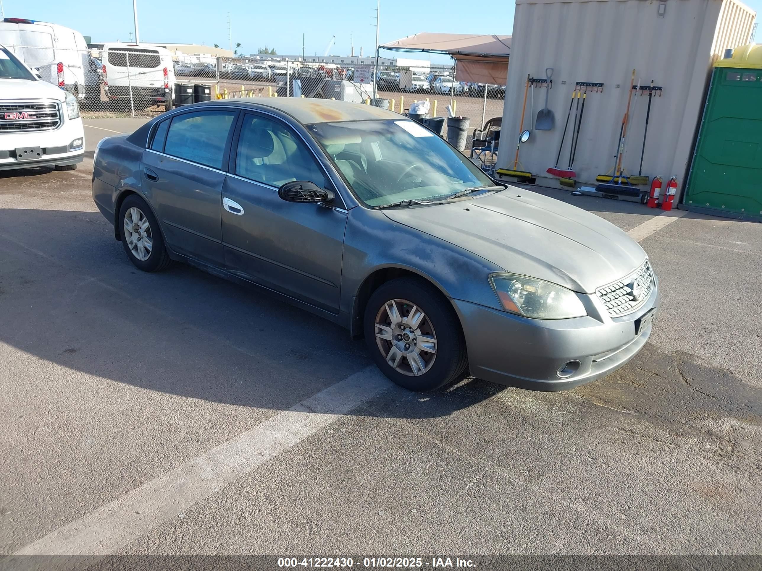 Price & History 2005 Nissan Altima 2.5 S 2.5l I-4 Dohc, Vvt, 175hp