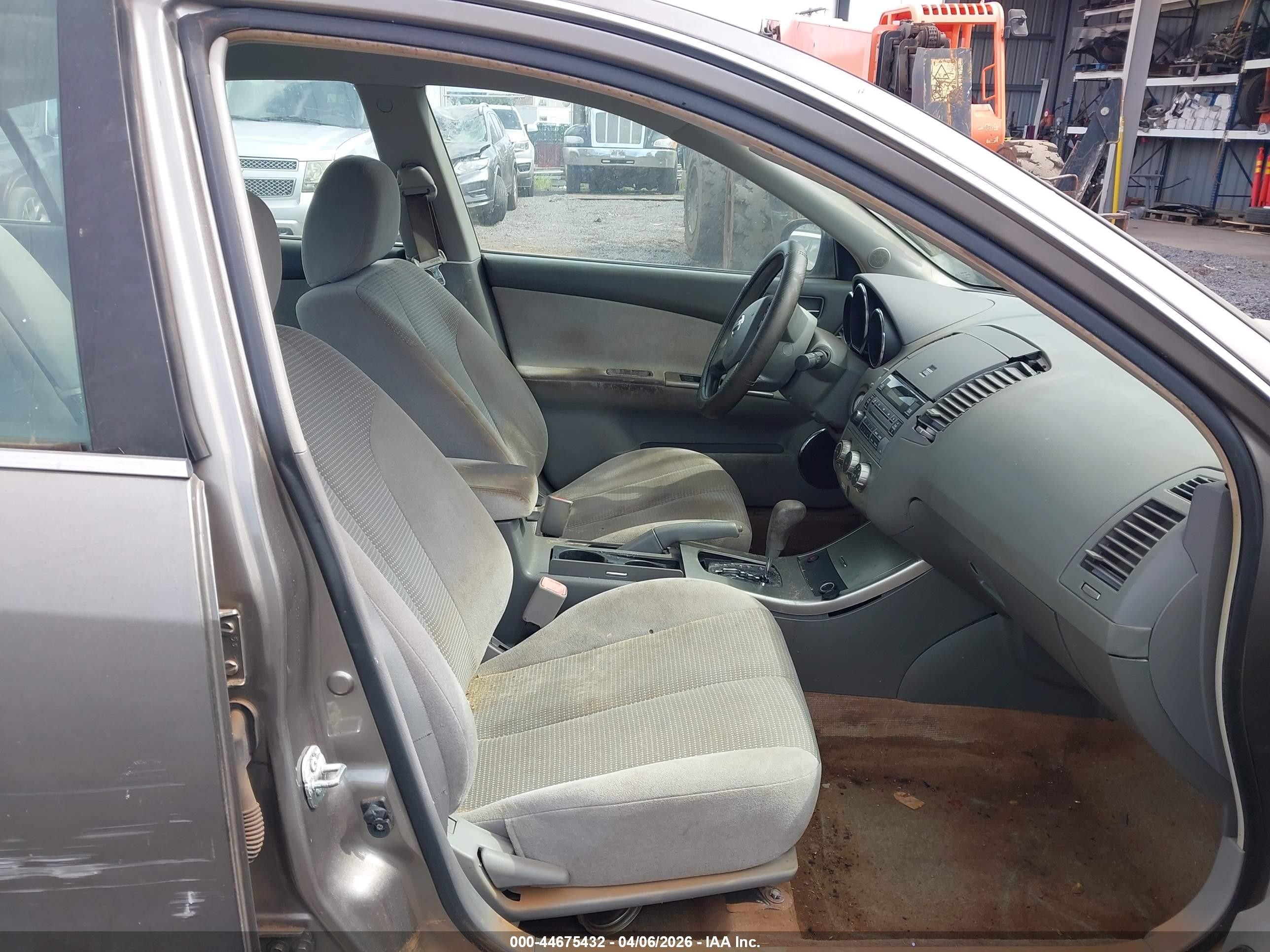 2005 Nissan Altima 2.5 S Gray vin: 1N4AL11D65C383828