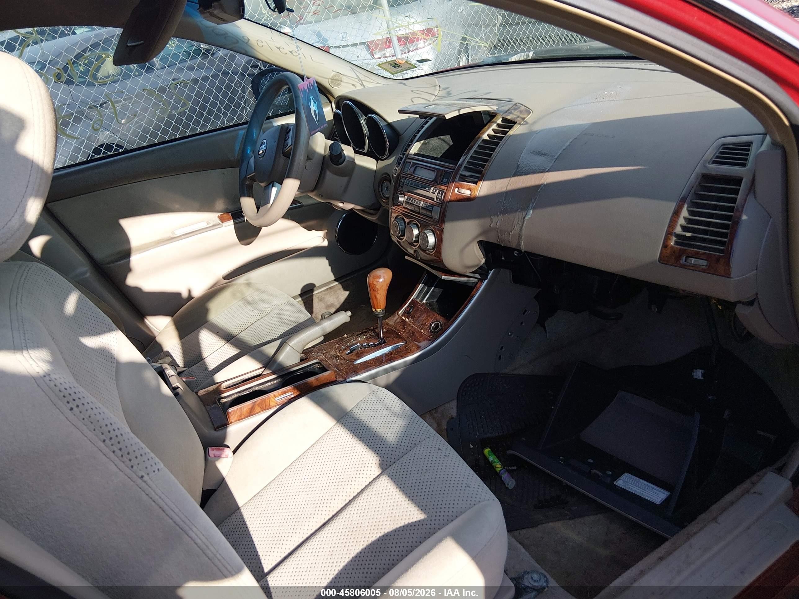2005 Nissan Altima 2.5 S Red vin: 1N4AL11D65N427394