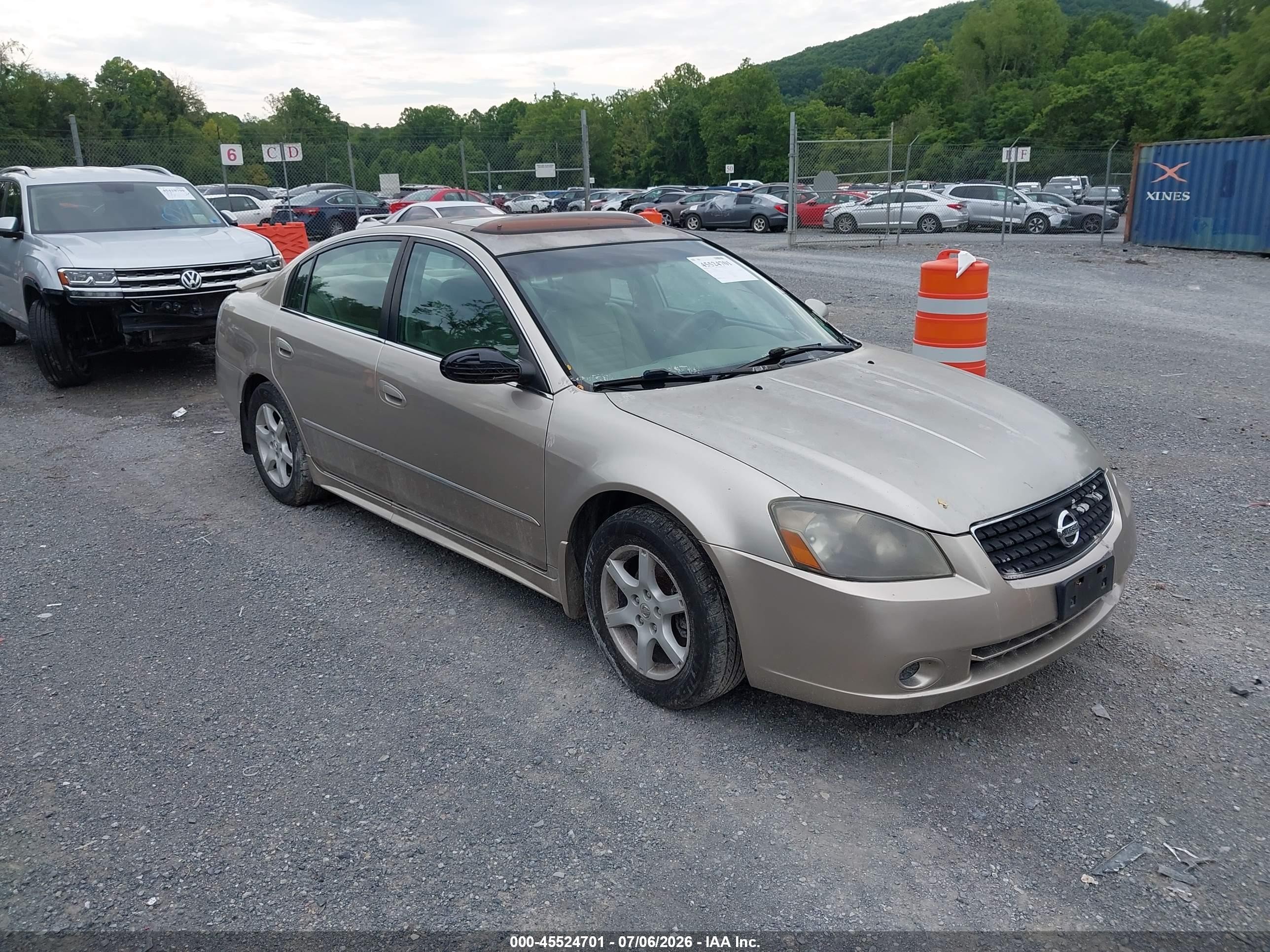 2006 Nissan Altima 2.5 S Gold vin: 1N4AL11D66C100605