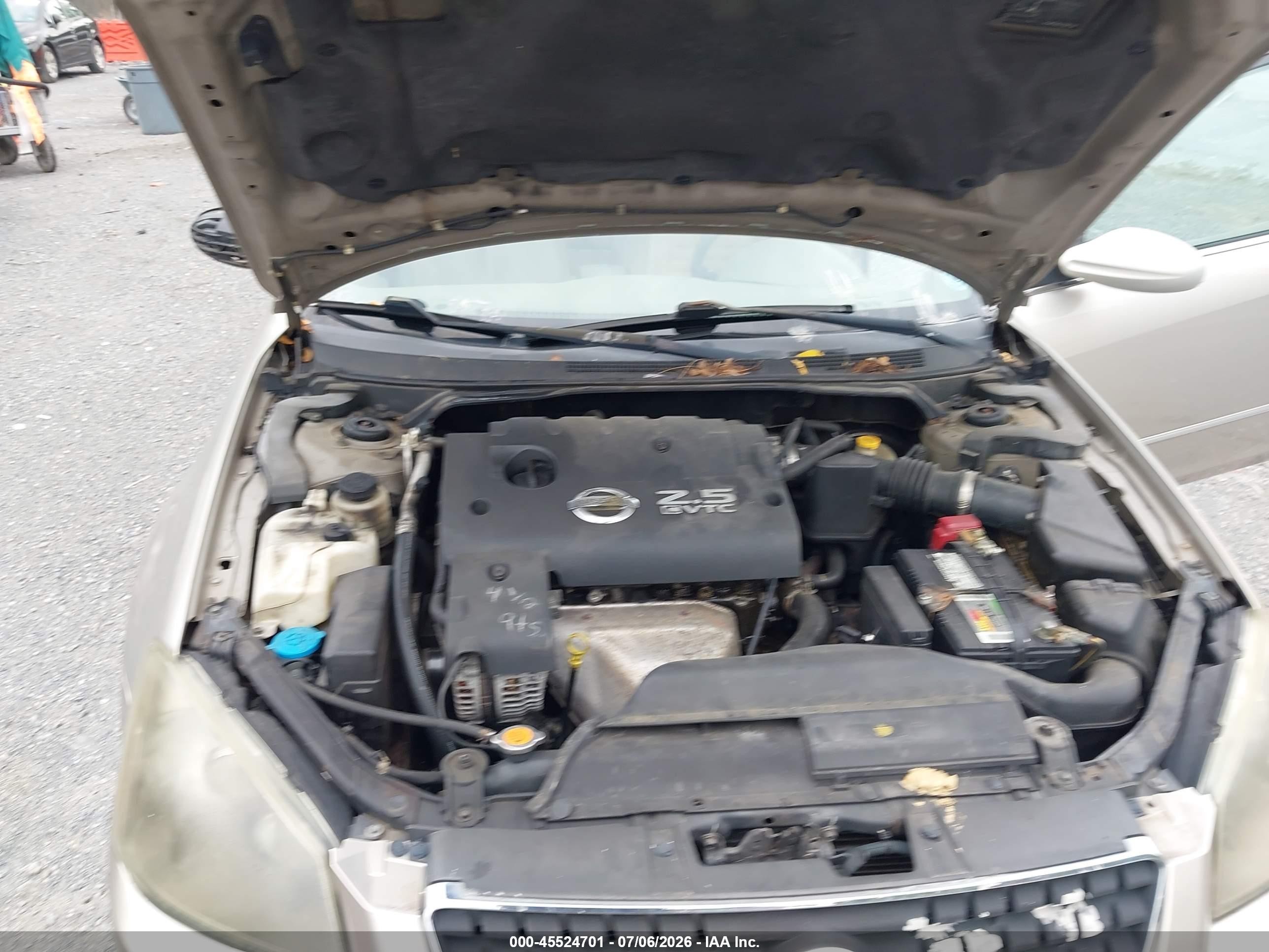 2006 Nissan Altima 2.5 S Gold vin: 1N4AL11D66C100605