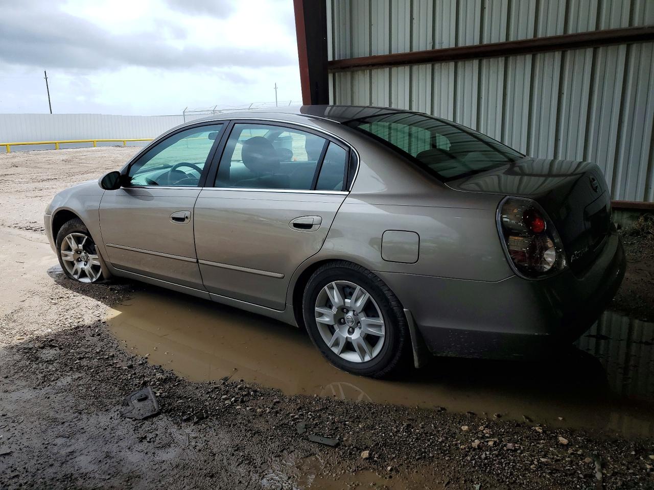 2006 Nissan Altima 2.5 Tan vin: 1N4AL11D66C150274