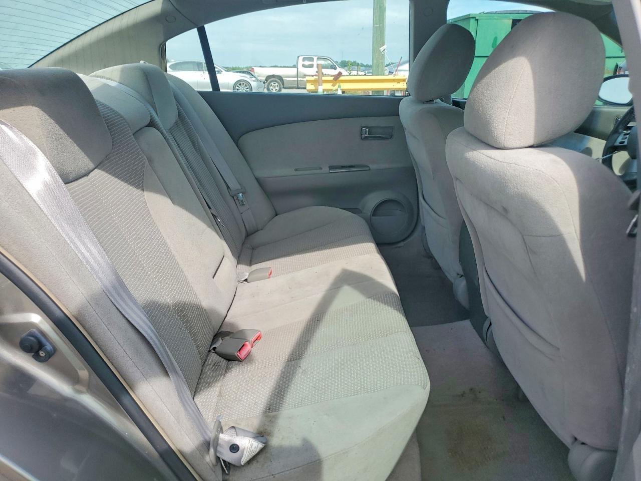 2006 Nissan Altima 2.5 Gold vin: 1N4AL11D66C190807