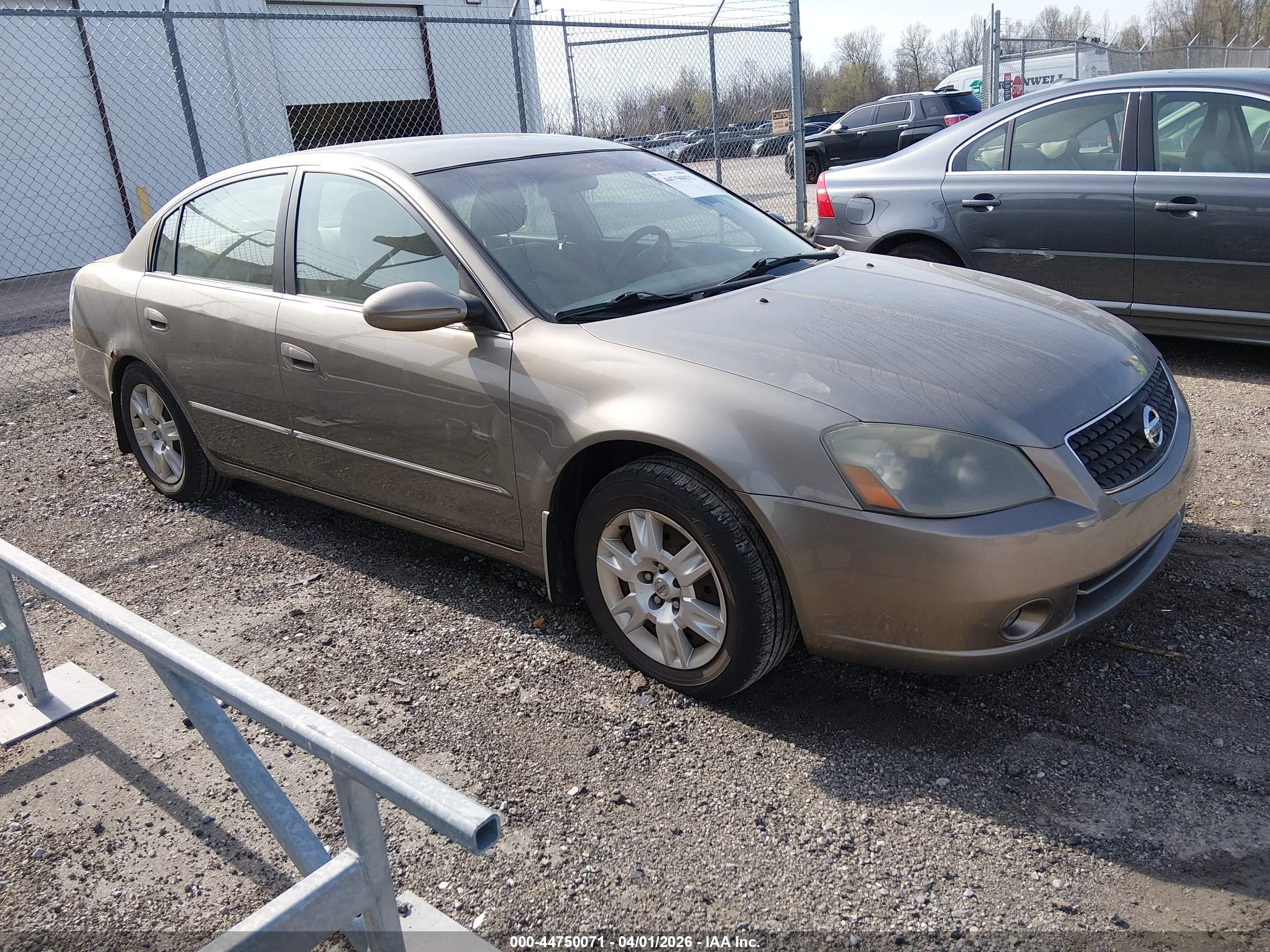 2006 Nissan Altima 2.5 S Gold vin: 1N4AL11D66N304566