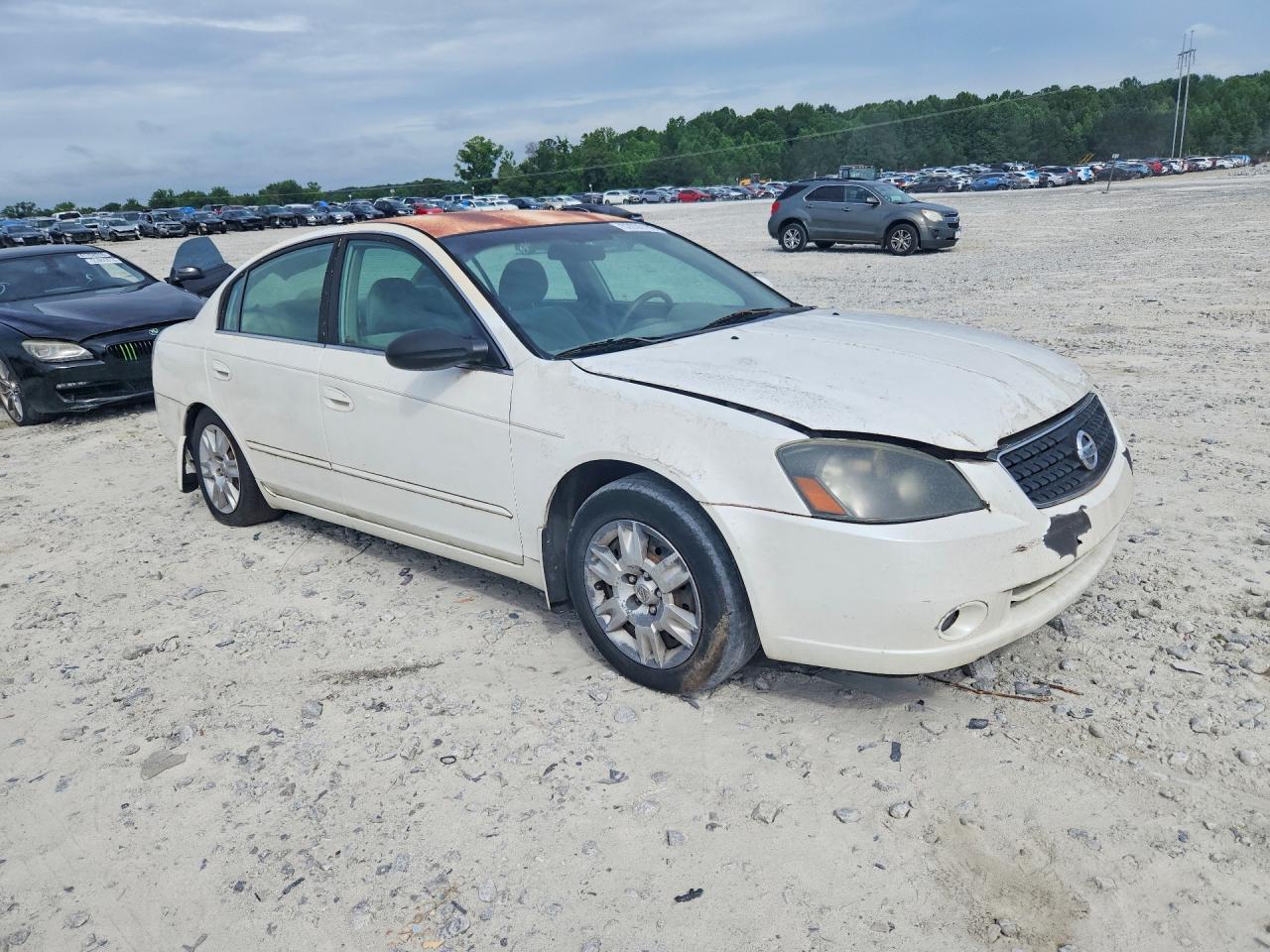 2006 Nissan Altima 2.5 Белый vin: 1N4AL11D66N333761