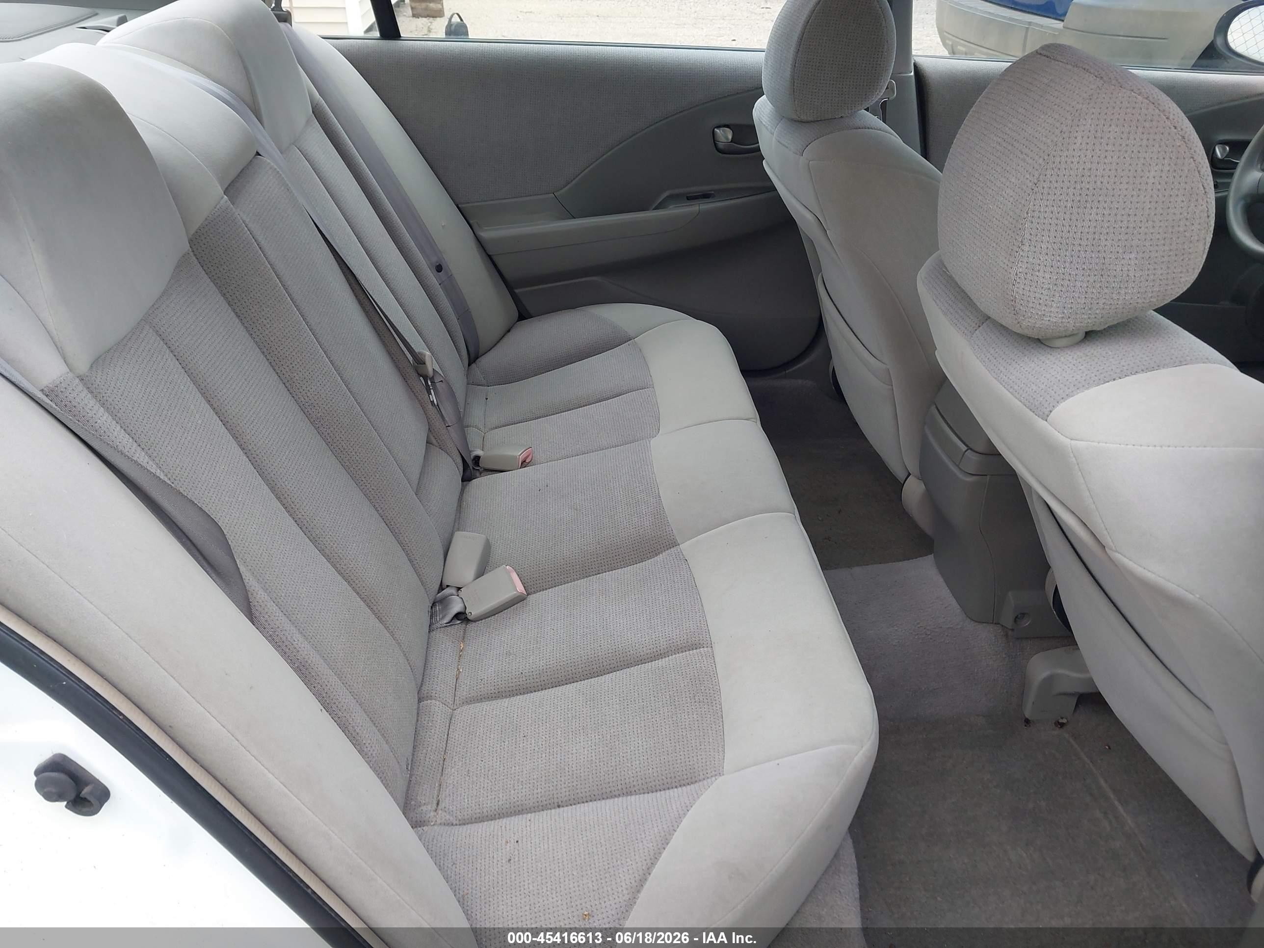 2002 Nissan Altima 2.5 S White vin: 1N4AL11D72C144901