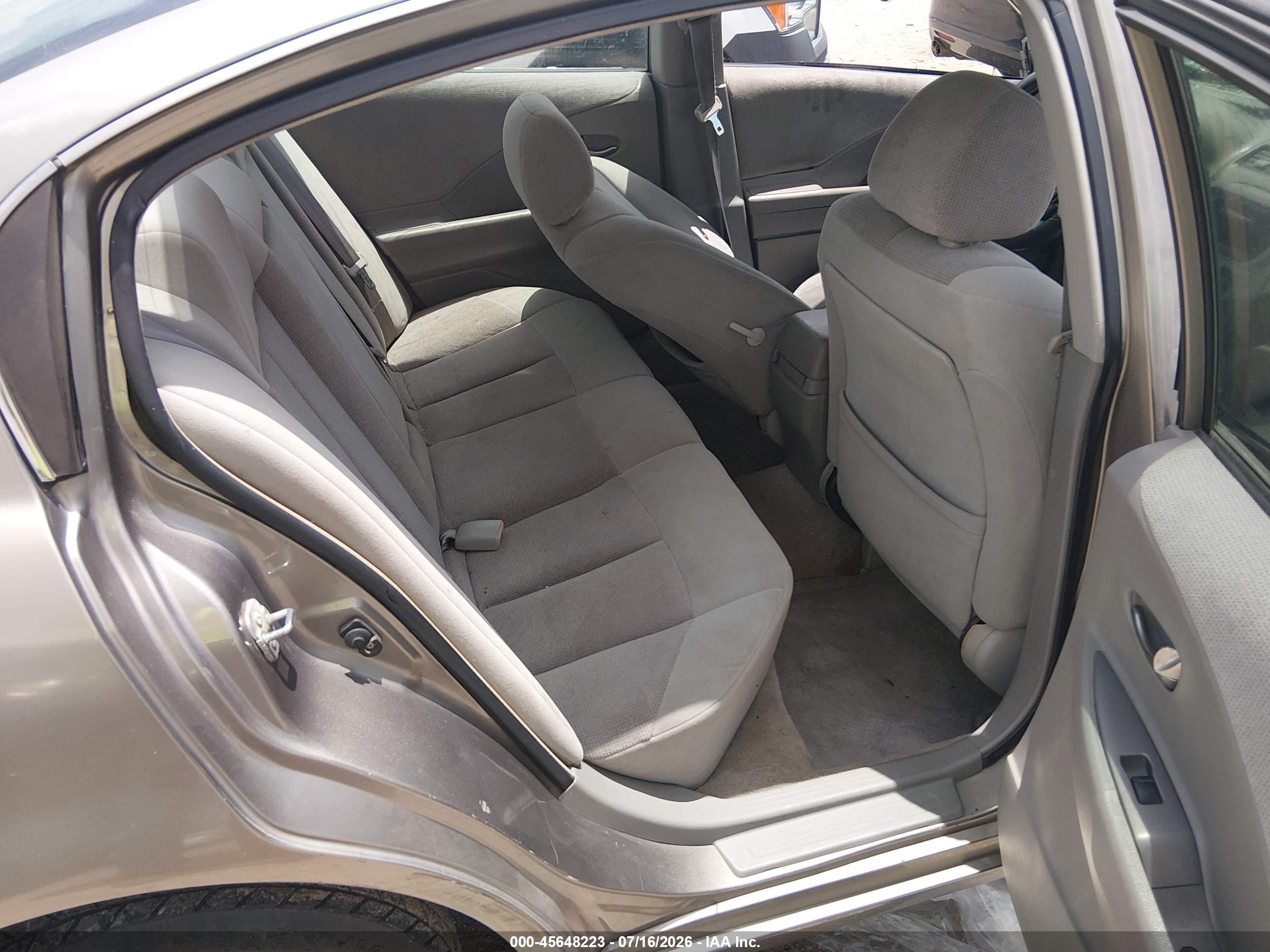 2002 Nissan Altima 2.5 S Gold vin: 1N4AL11D72C254492