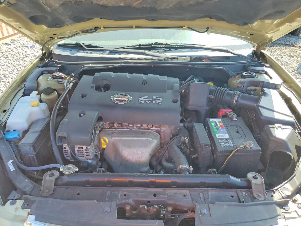 2004 Nissan Altima 2.5 Желто-коричневый vin: 1N4AL11D74C143136