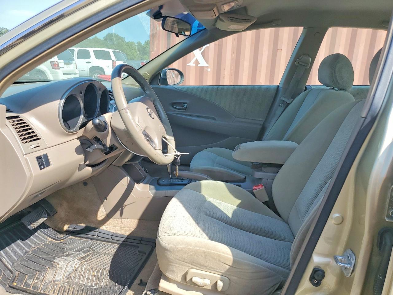 2004 Nissan Altima 2.5 Желто-коричневый vin: 1N4AL11D74C143136