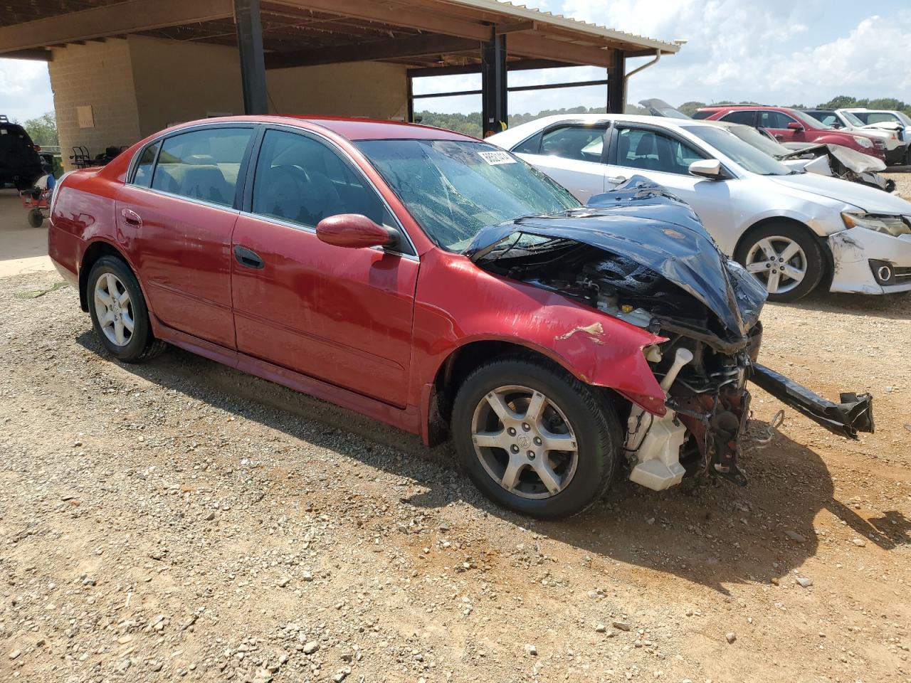 2005 Nissan Altima 2.5 Red vin: 1N4AL11D75C237177