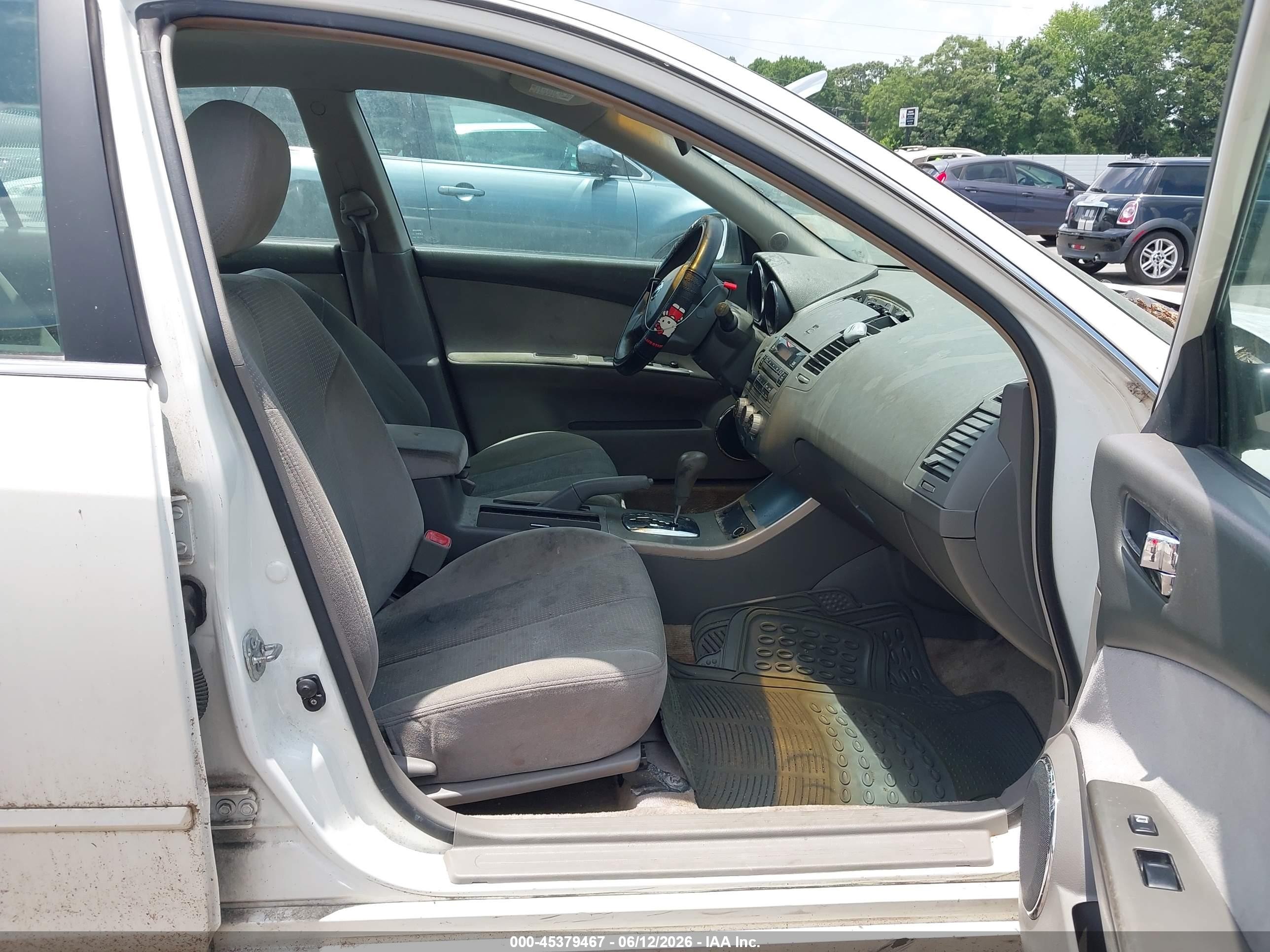 2005 Nissan Altima 2.5 S White vin: 1N4AL11D75C336761