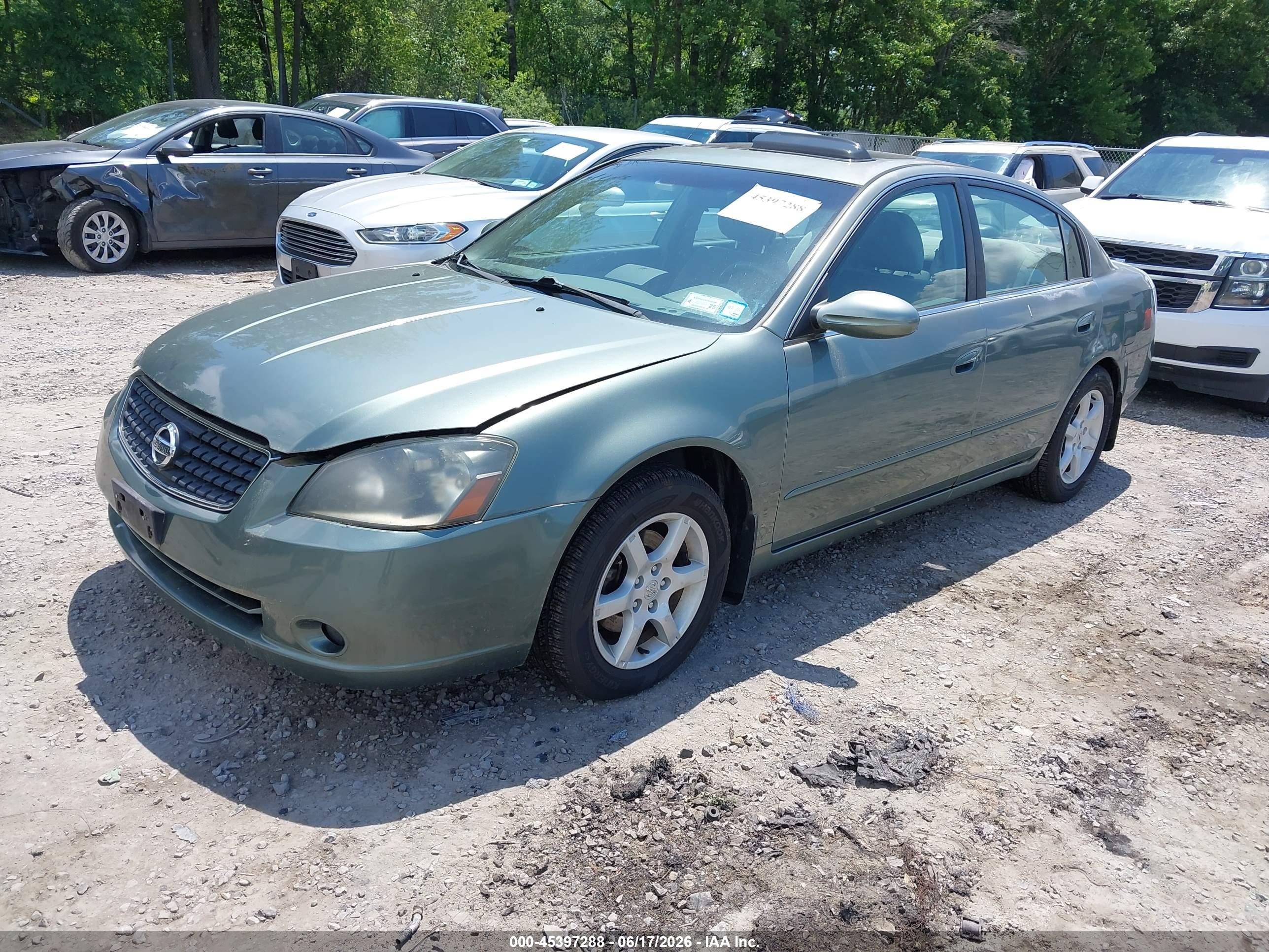 2005 Nissan Altima 2.5 S Green vin: 1N4AL11D75N472313