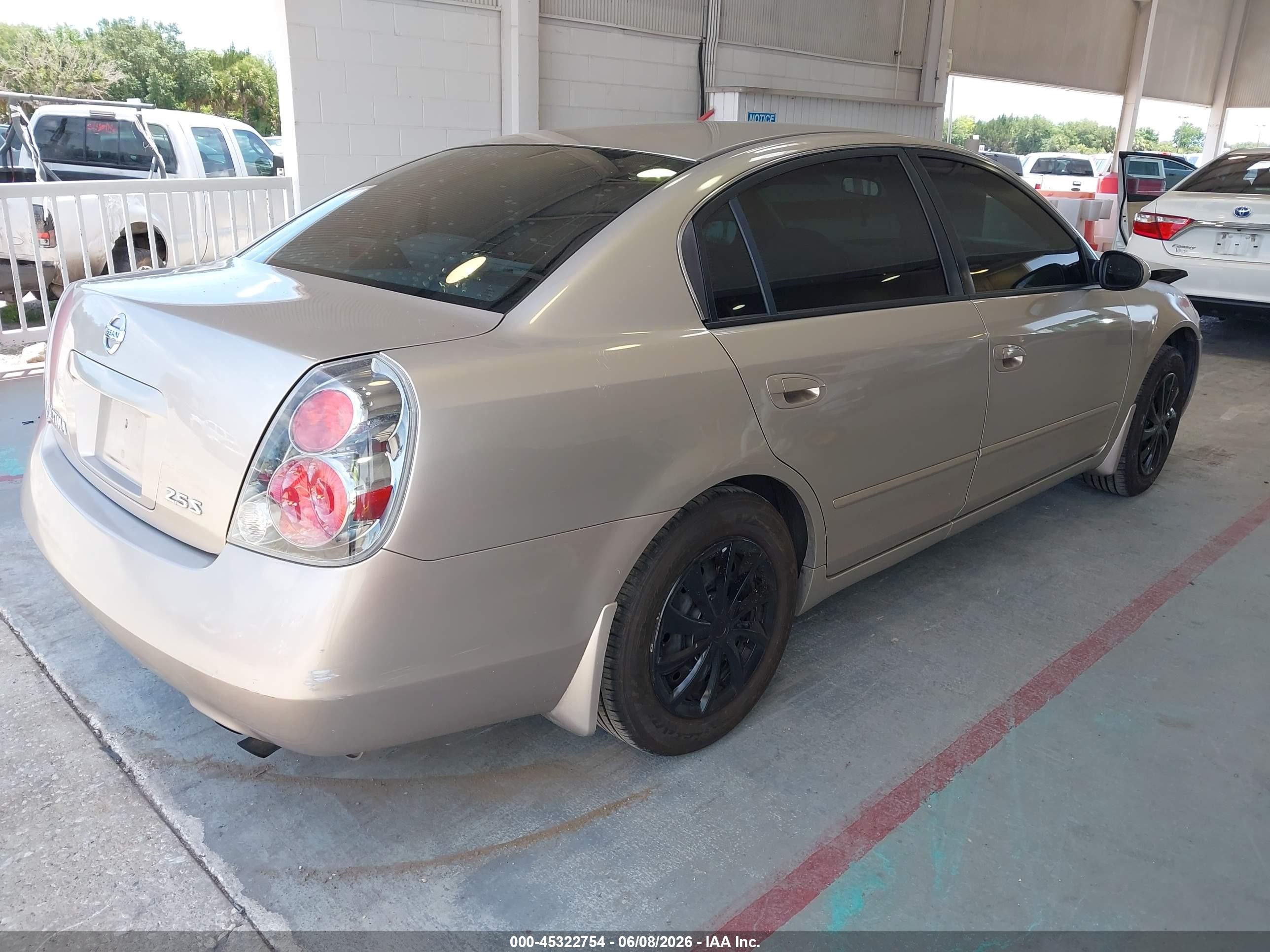 2006 Nissan Altima 2.5 S Золотой vin: 1N4AL11D76C258970