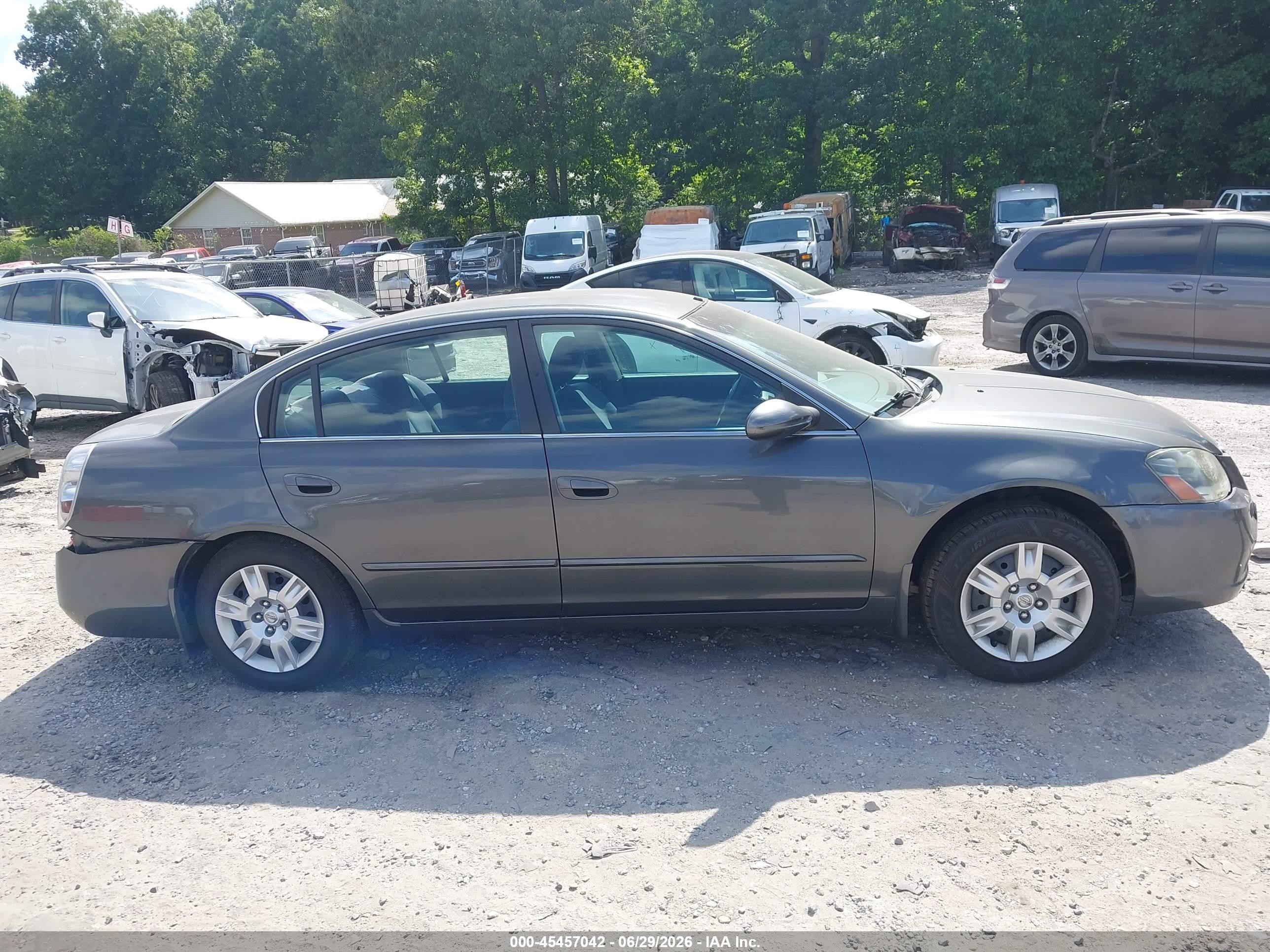 2006 Nissan Altima 2.5 S Серый vin: 1N4AL11D76N351394