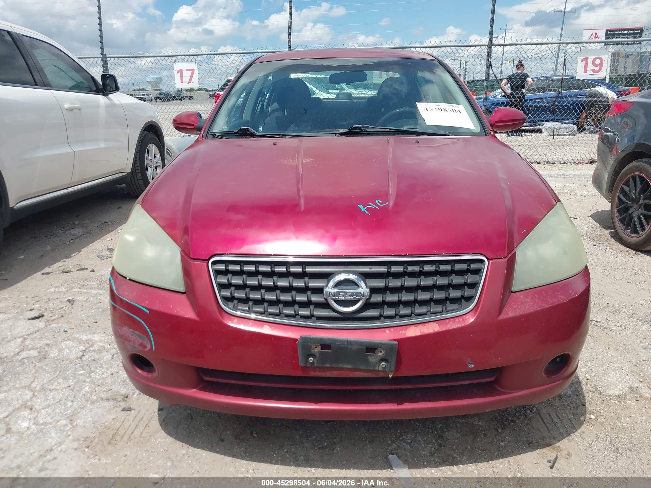 2006 Nissan Altima 2.5 S Red vin: 1N4AL11D76N376778