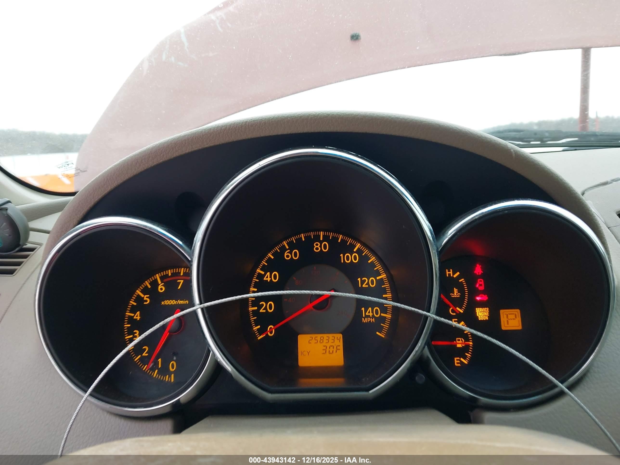 2006 Nissan Altima 2.5 S Red vin: 1N4AL11D76N449972