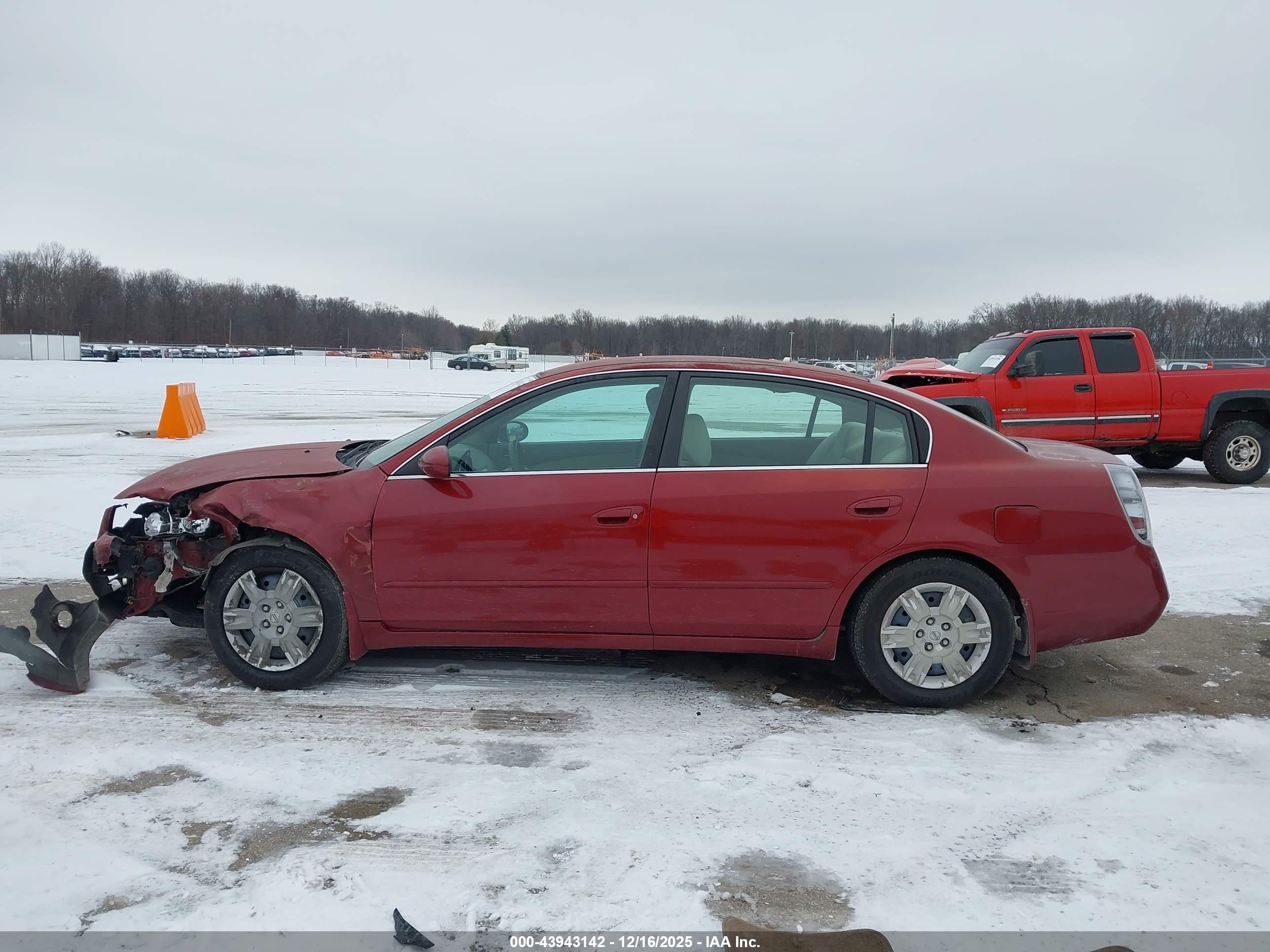 2006 Nissan Altima 2.5 S Red vin: 1N4AL11D76N449972