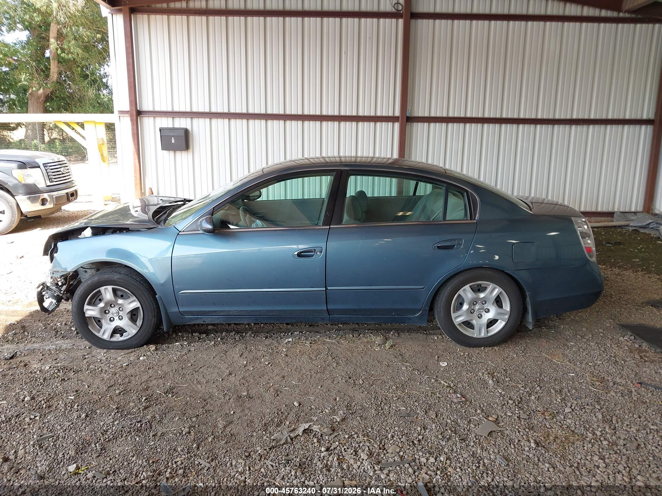 2002 Nissan Altima 2.5 S Синий vin: 1N4AL11D82C276565