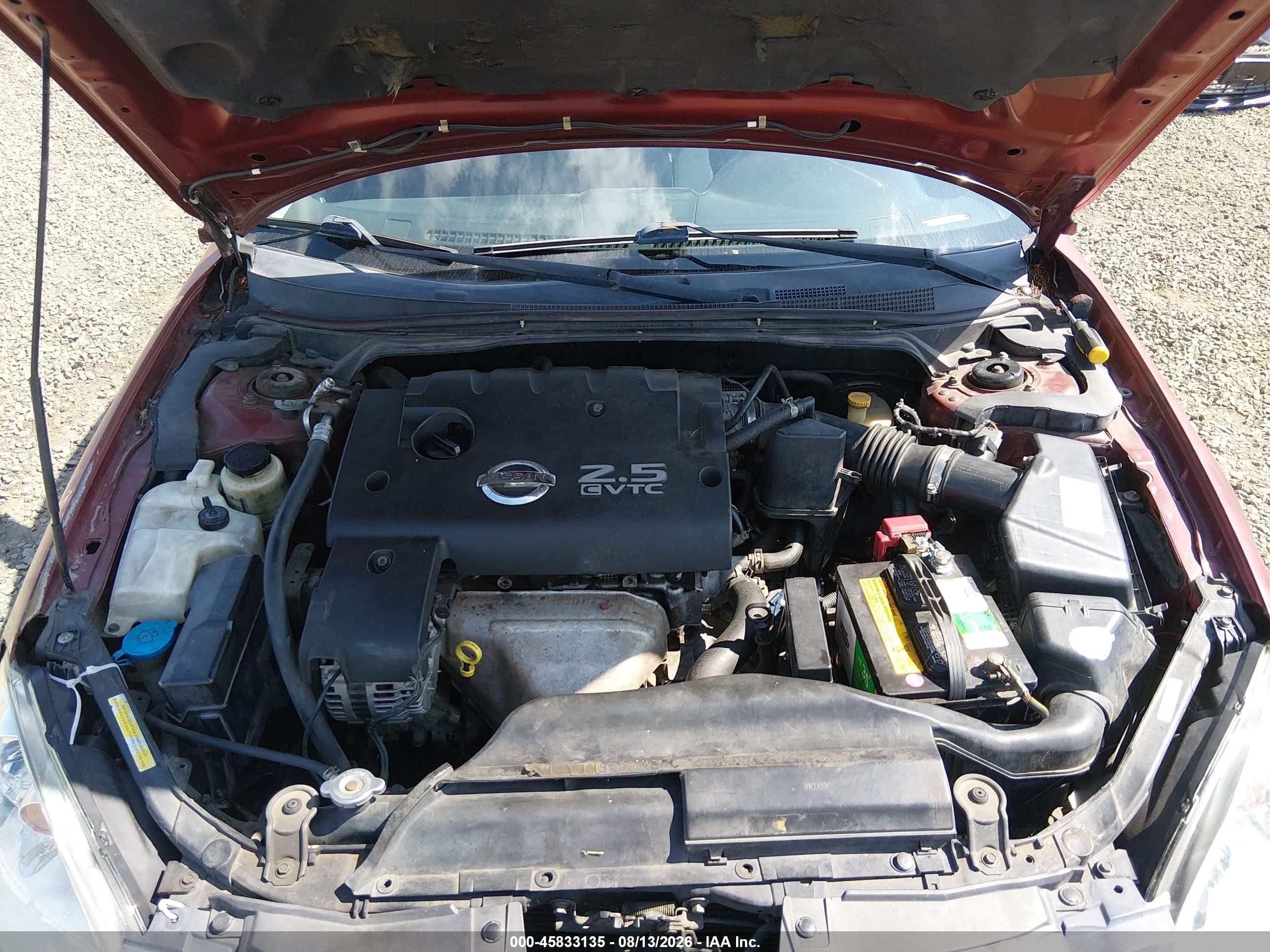 2003 Nissan Altima 2.5 S Red vin: 1N4AL11D83C276194