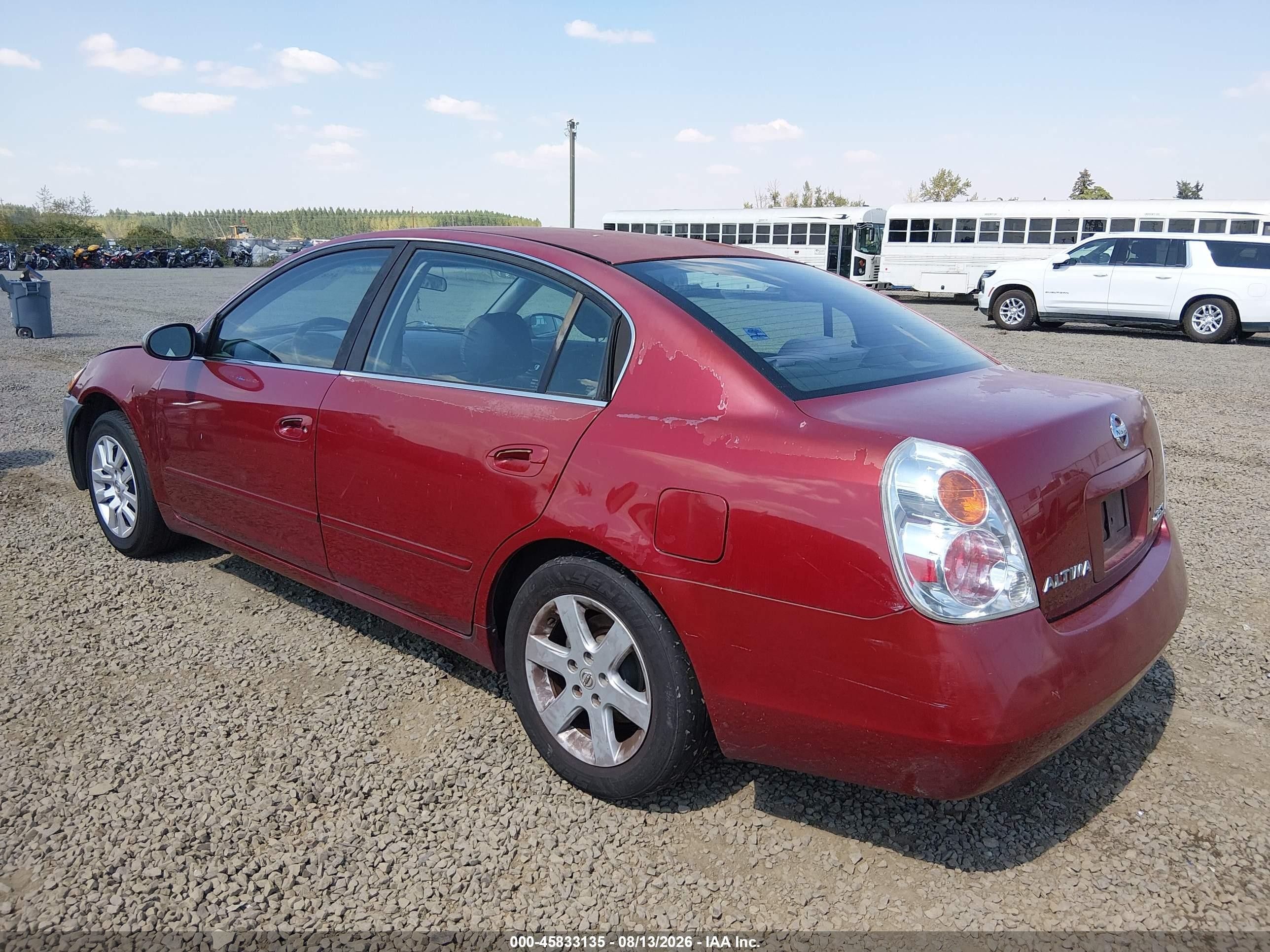 2003 Nissan Altima 2.5 S Red vin: 1N4AL11D83C276194