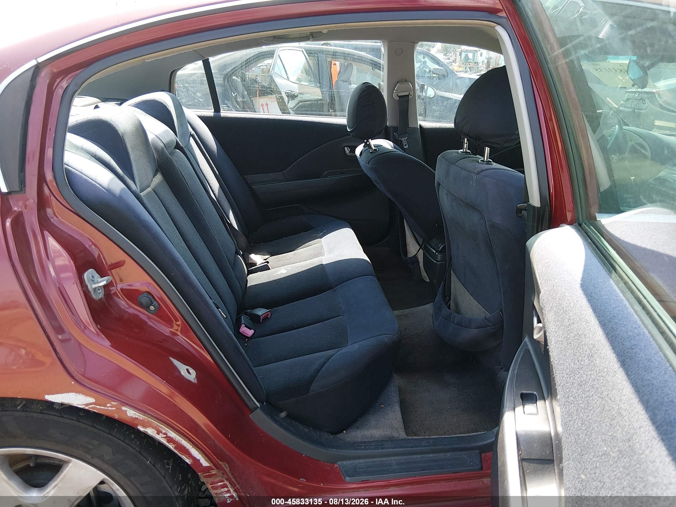 2003 Nissan Altima 2.5 S Red vin: 1N4AL11D83C276194
