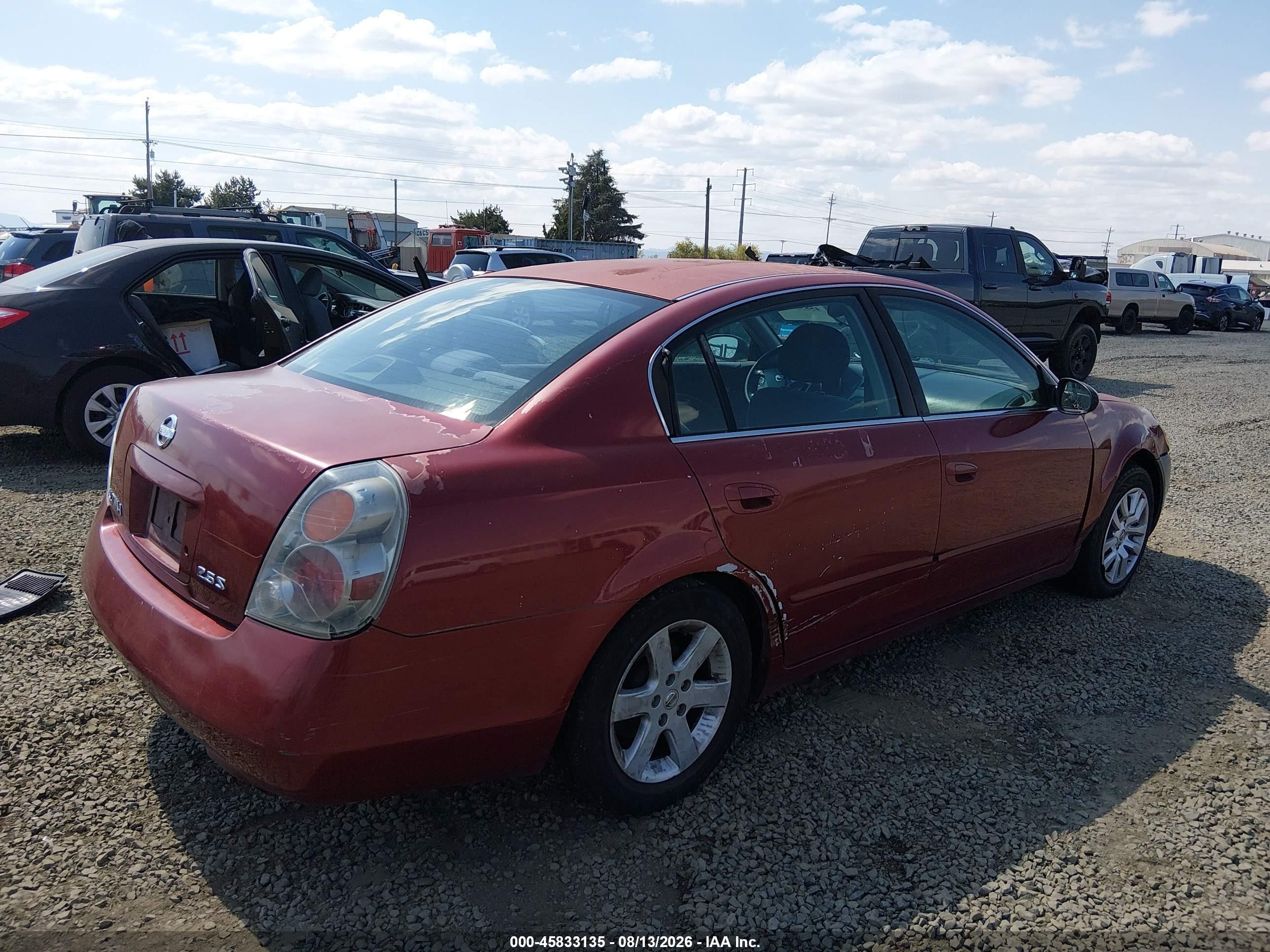 2003 Nissan Altima 2.5 S Red vin: 1N4AL11D83C276194